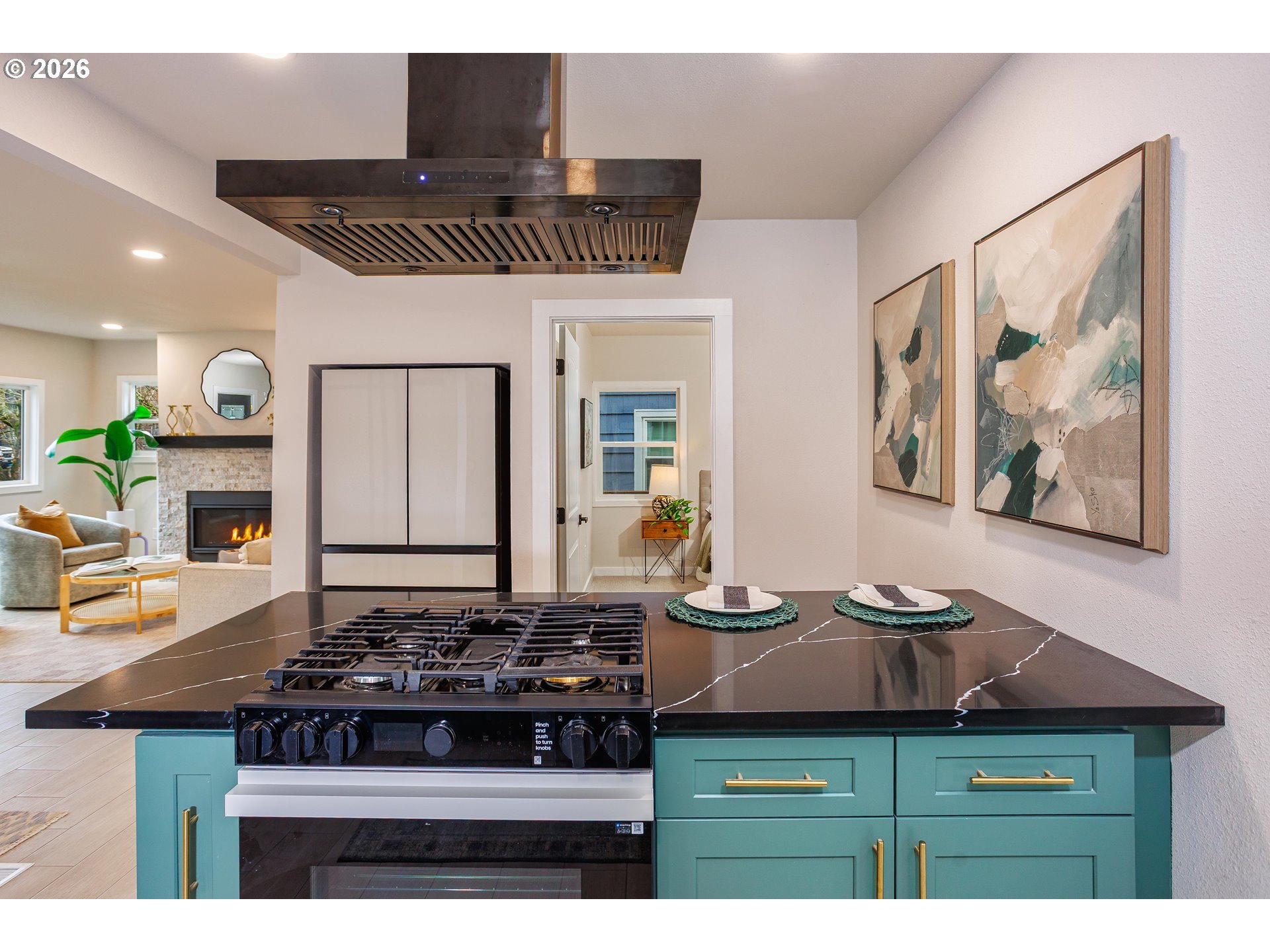 4512 SE CLINTON ST SE