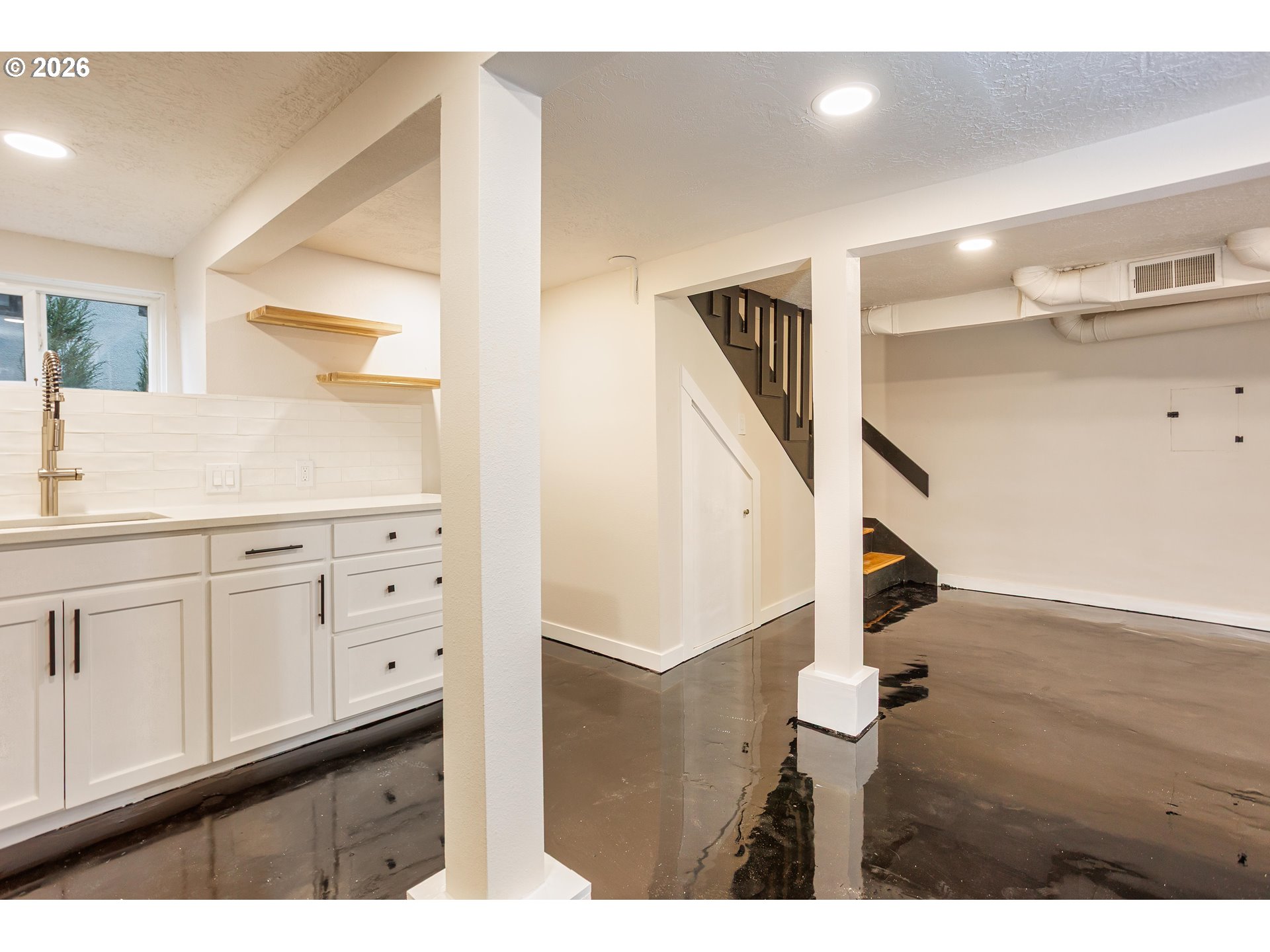 4512 SE CLINTON ST SE