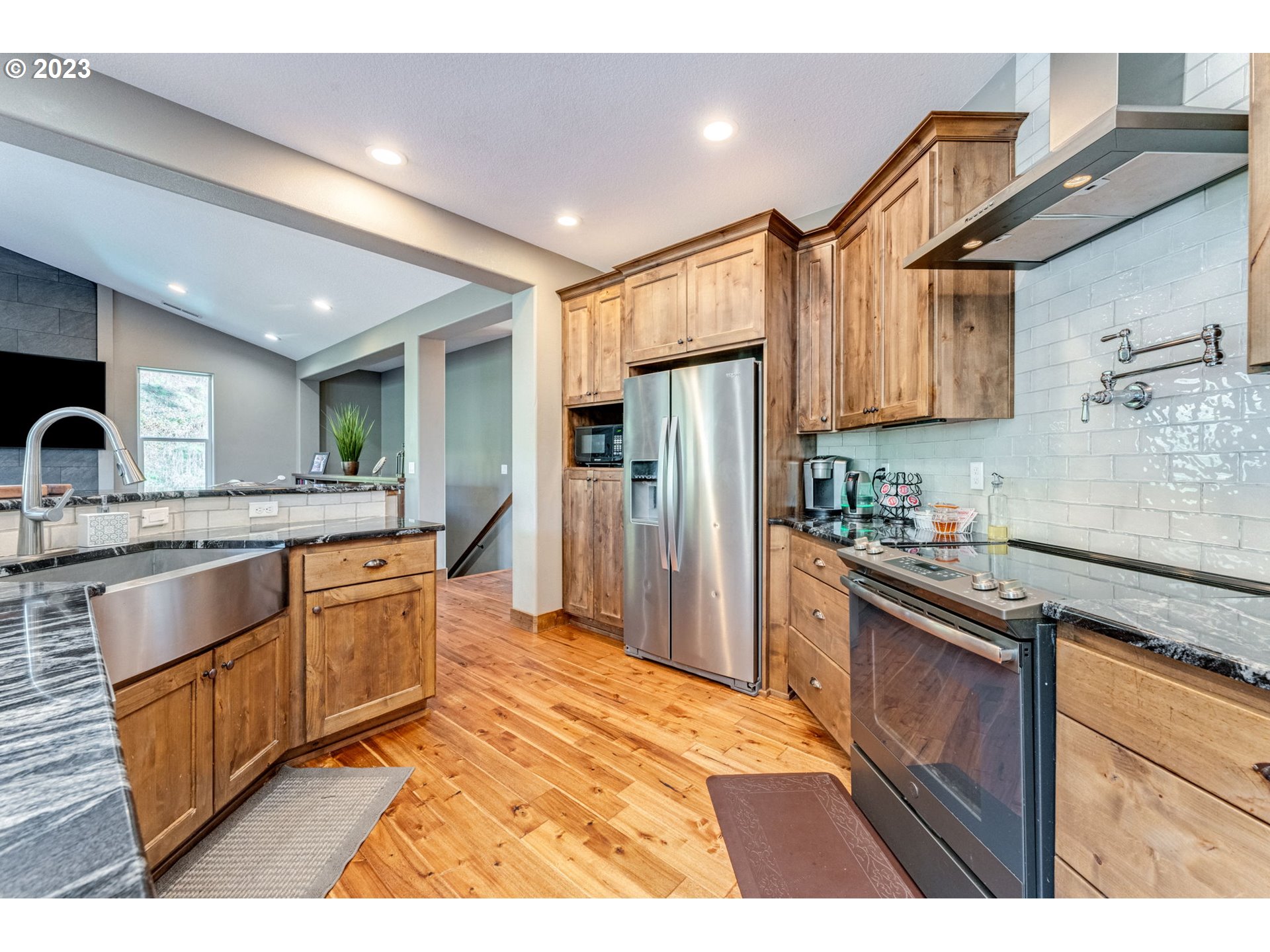 38233 SW LAURELWOOD RD