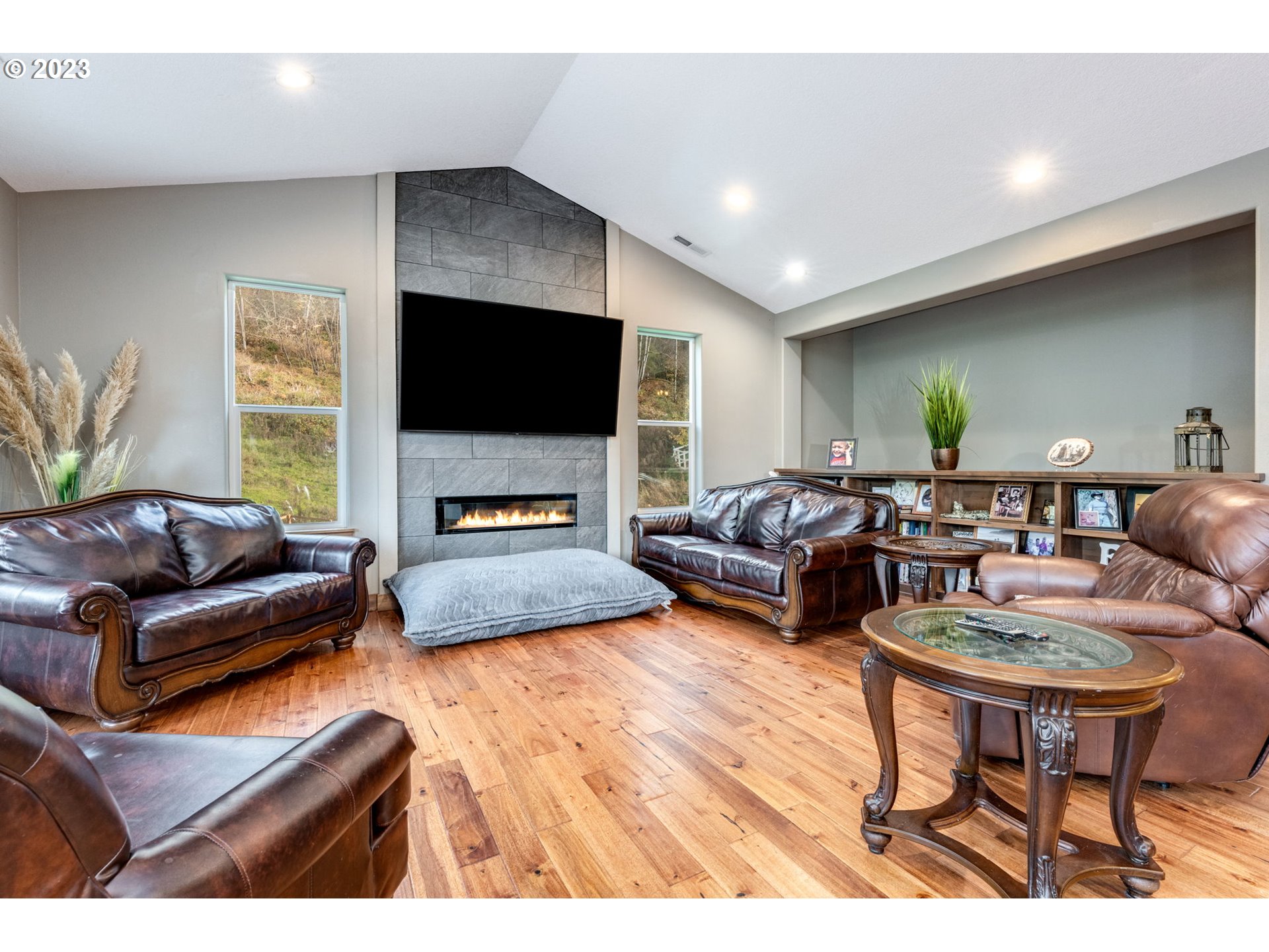 38233 SW LAURELWOOD RD