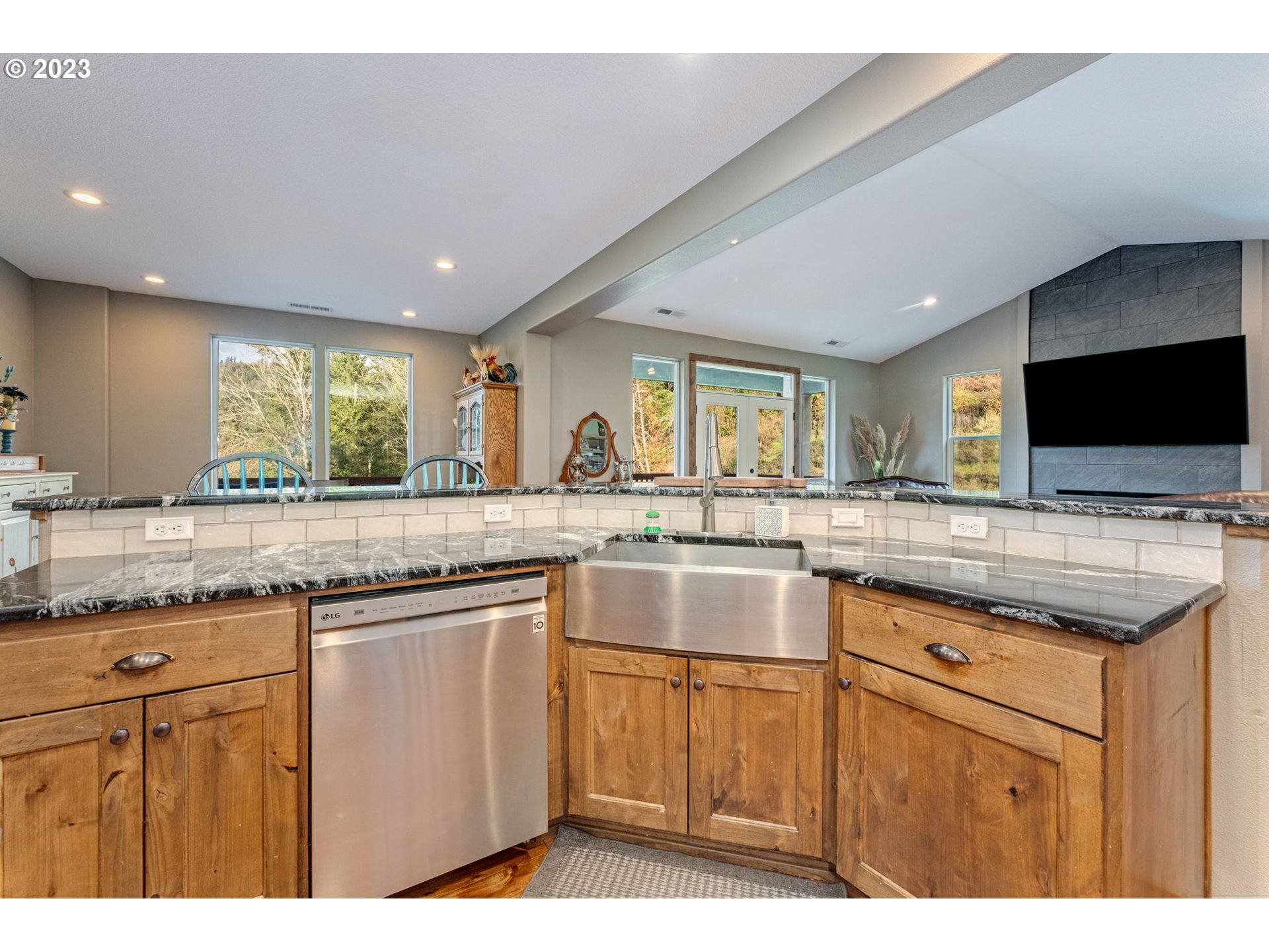 38233 SW LAURELWOOD RD