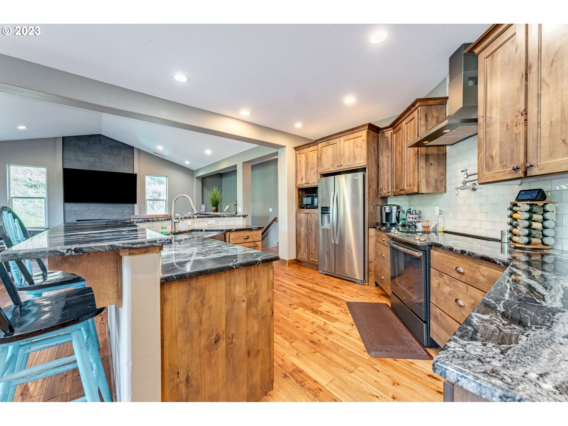 38233 SW LAURELWOOD RD