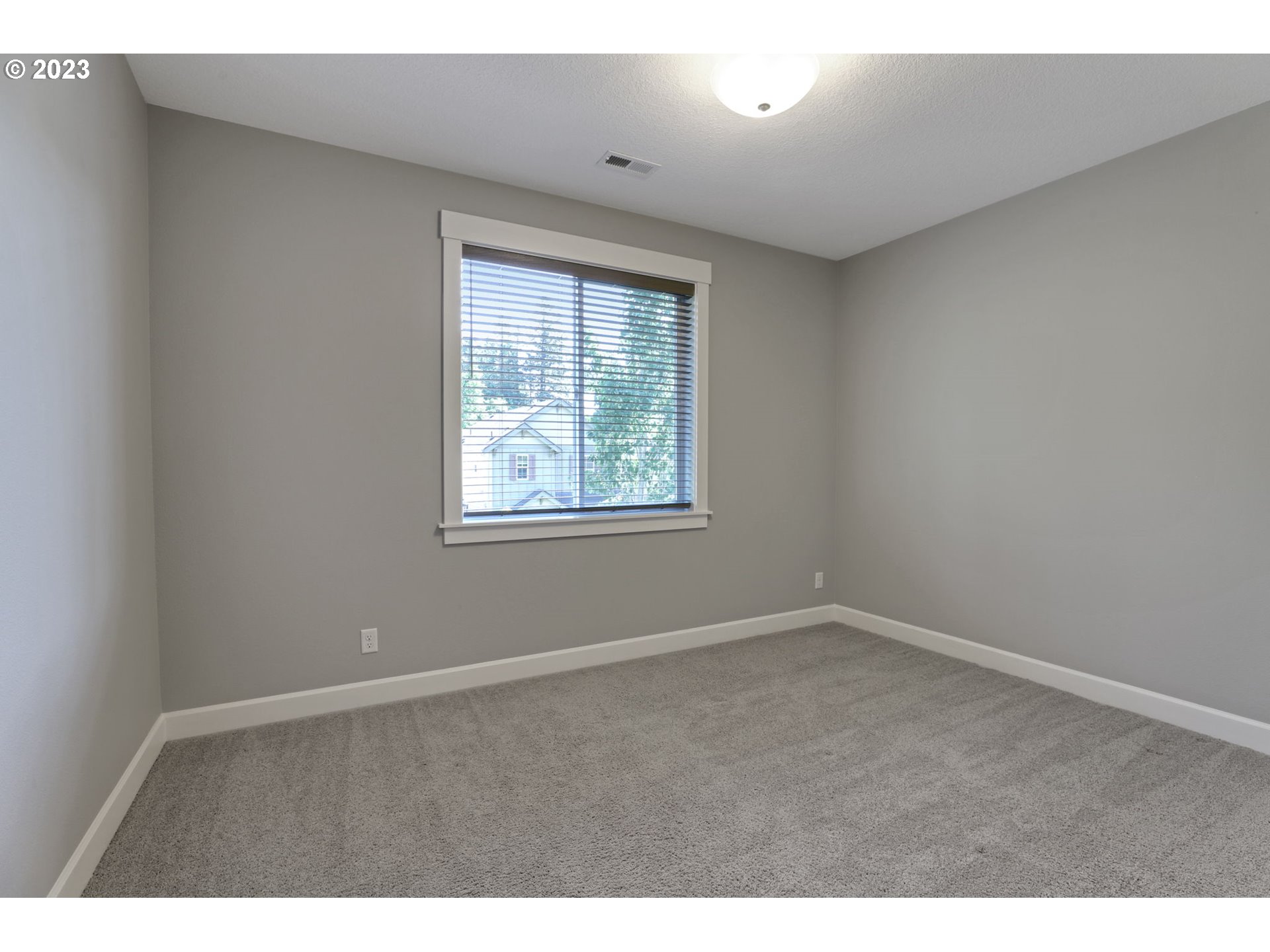 9206 SW WEST HAVEN DR