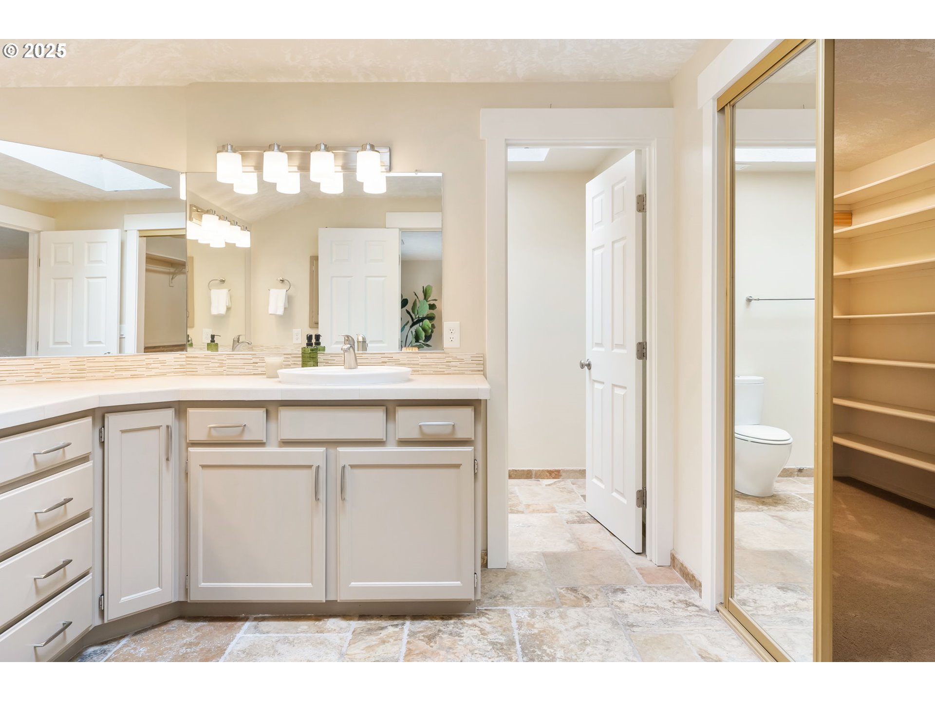 3265 NW BAUER WOODS DR