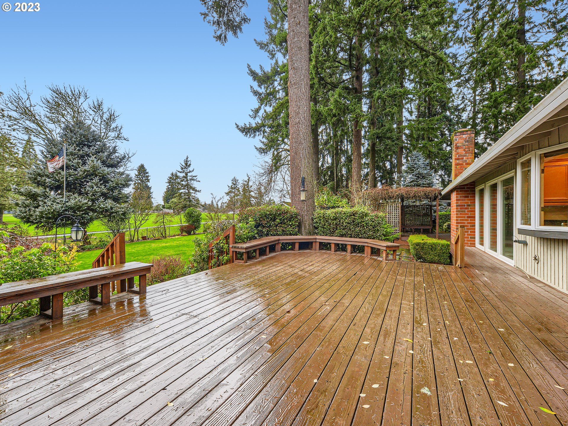 4685 NW NESKOWIN AVE