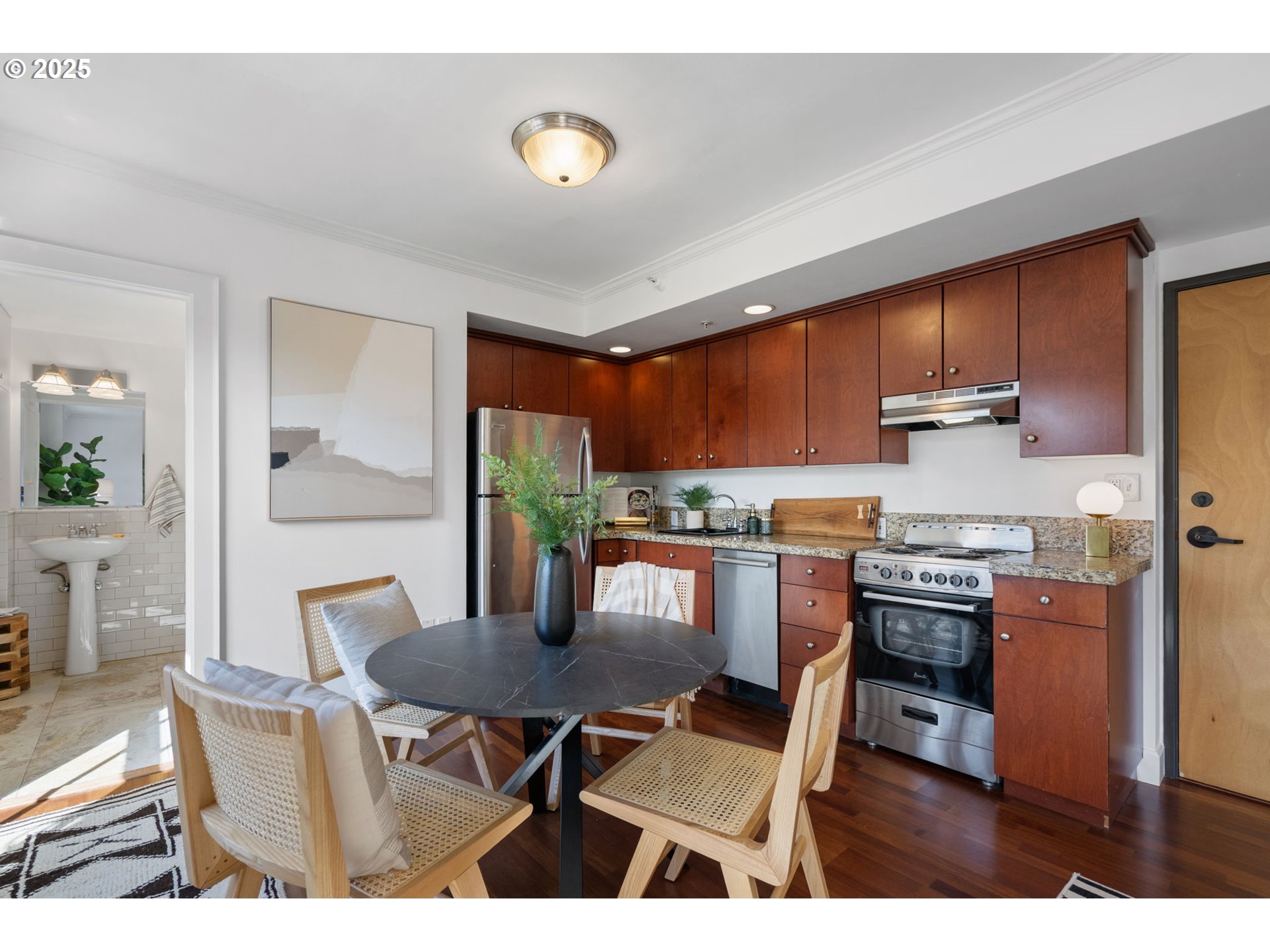 1005 SW PARK AVE 801