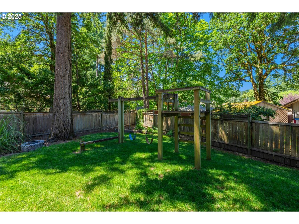 18431 INDIAN CREEK DR