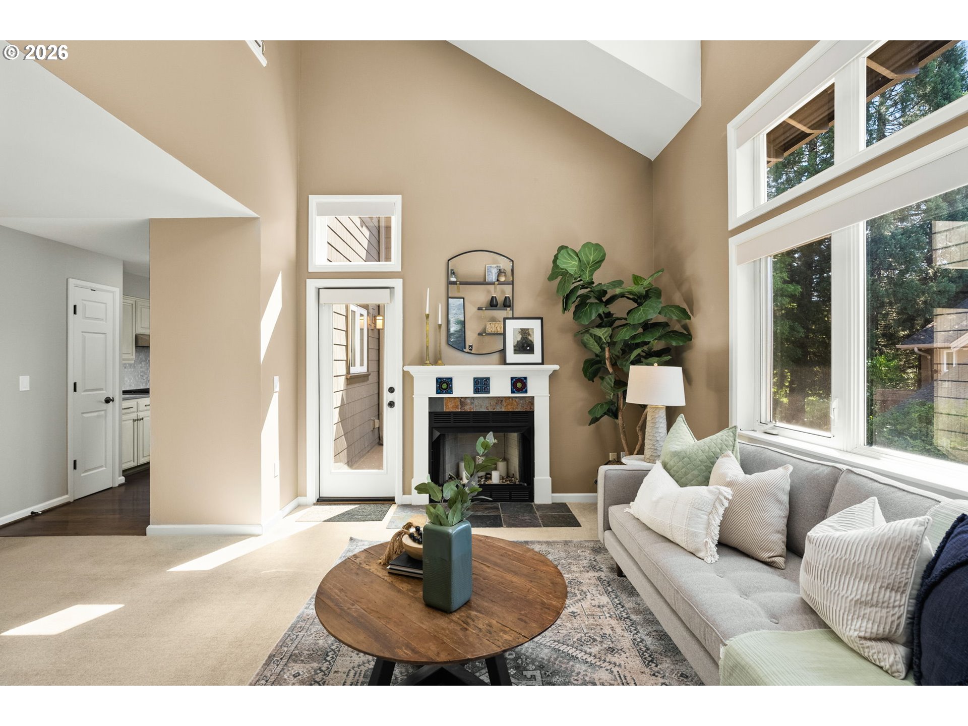 10209 NW VILLAGE HEIGHTS DR