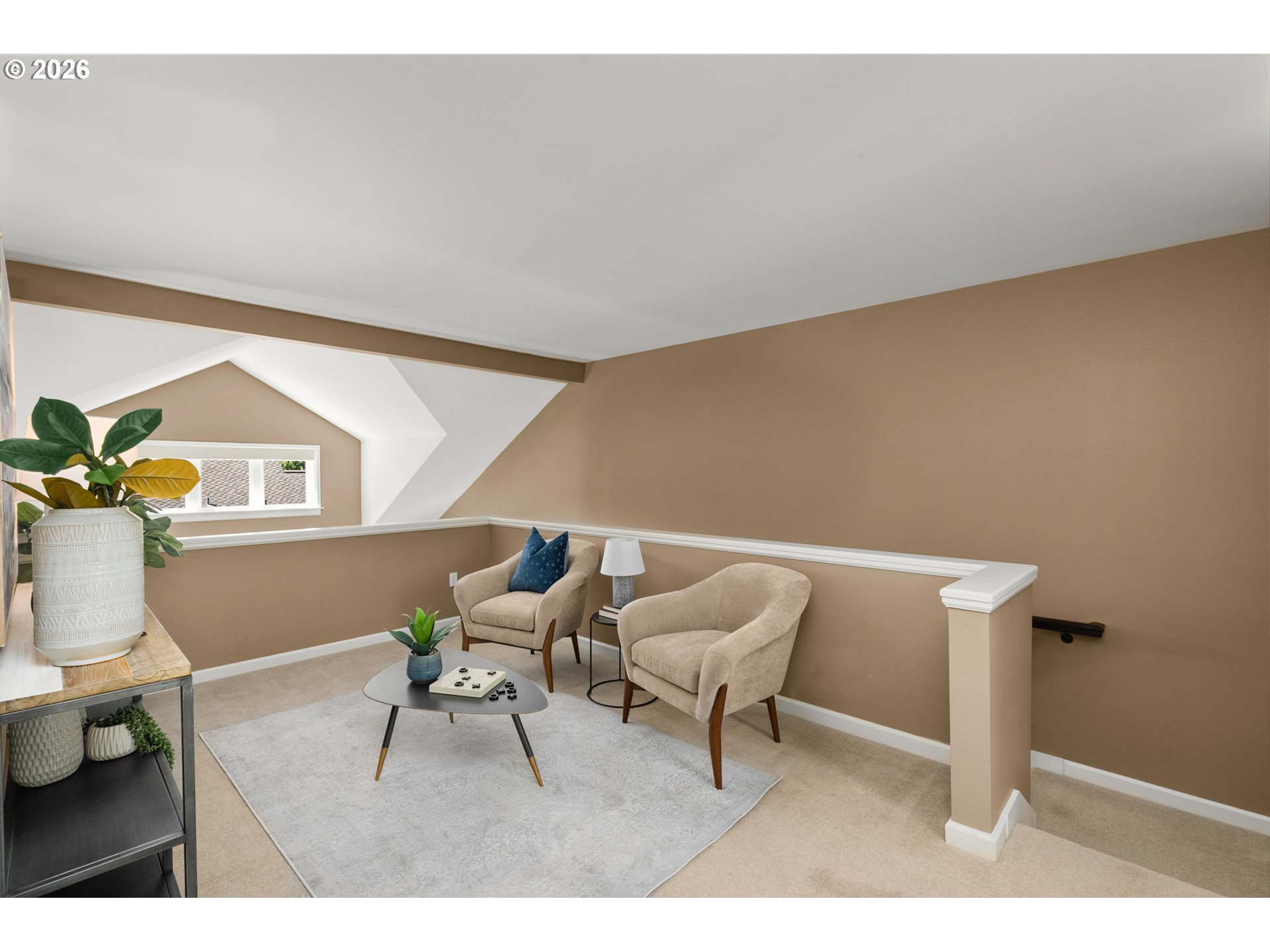 10209 NW VILLAGE HEIGHTS DR