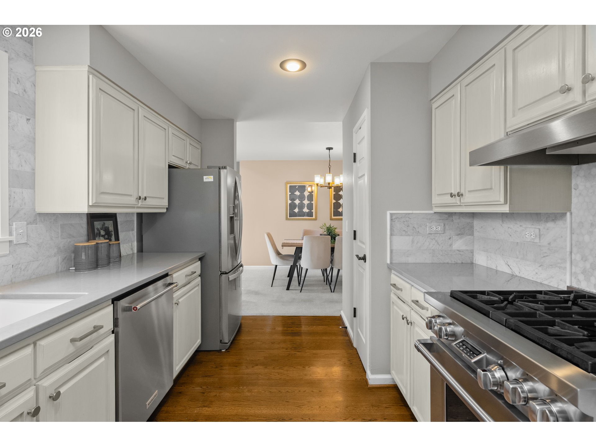 10209 NW VILLAGE HEIGHTS DR