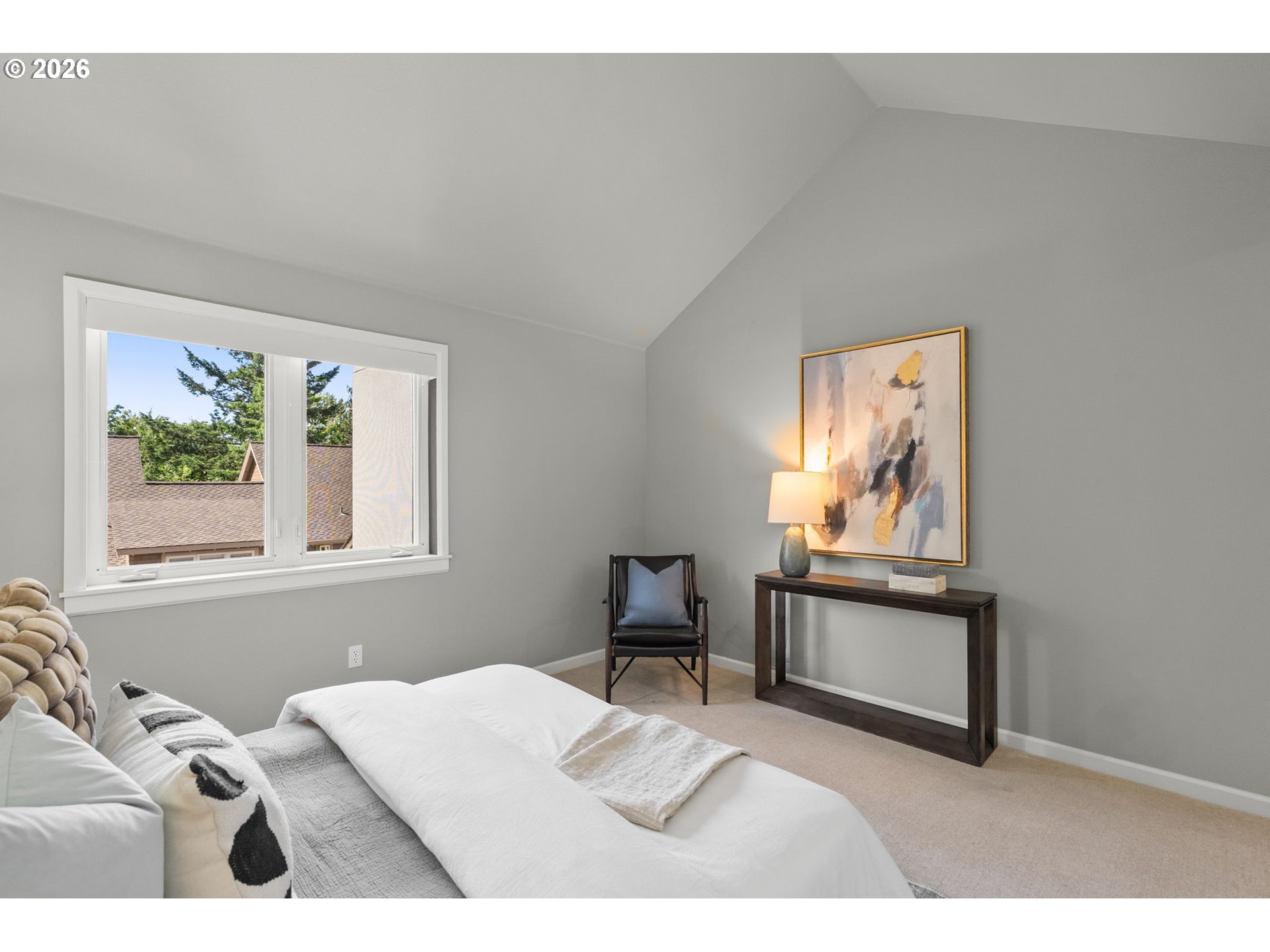 10209 NW VILLAGE HEIGHTS DR