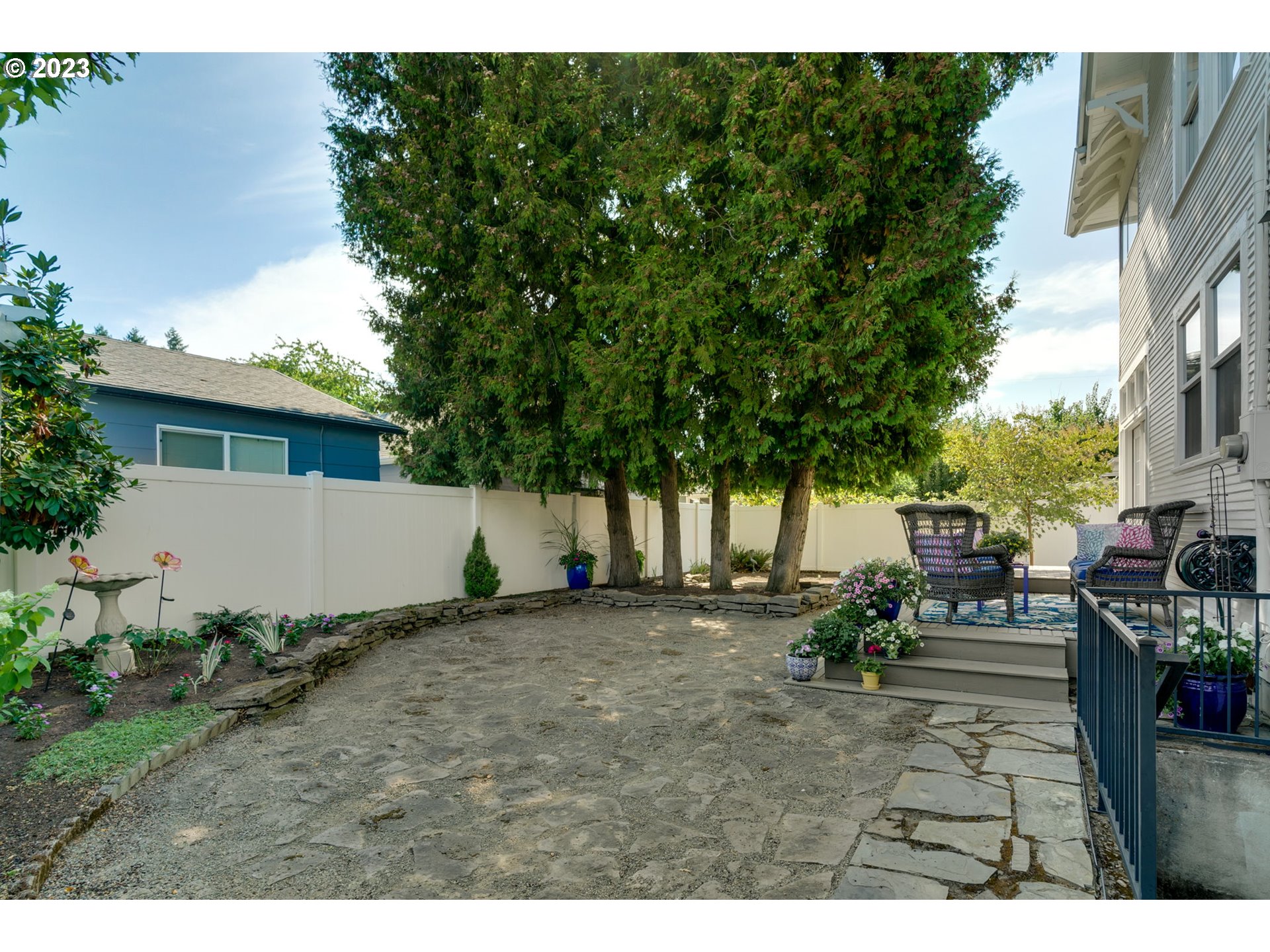 2605 SE 67TH AVE