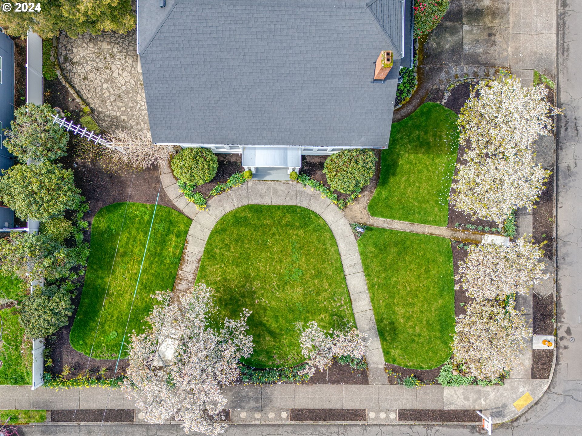 2605 SE 67TH AVE