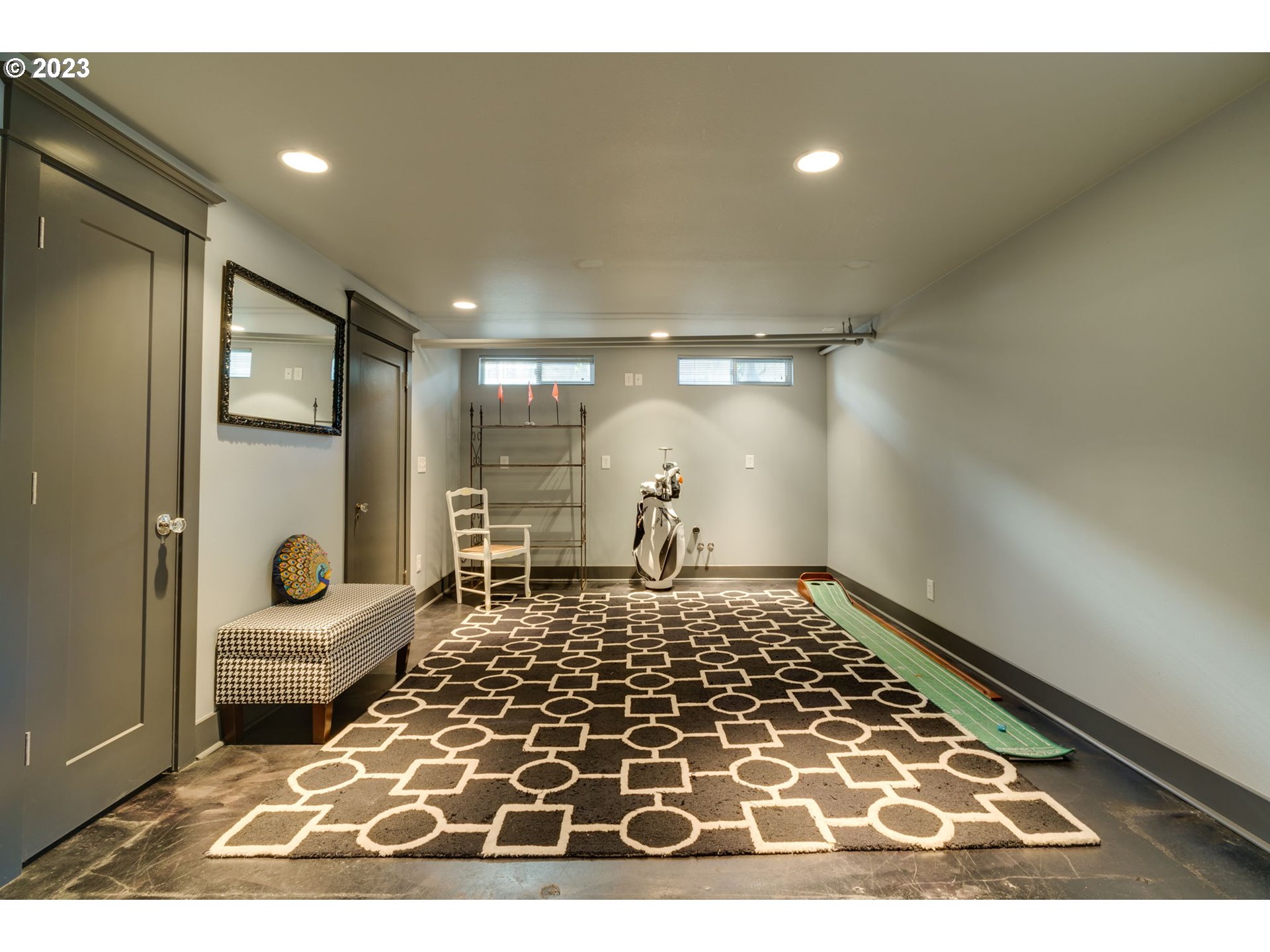 2605 SE 67TH AVE