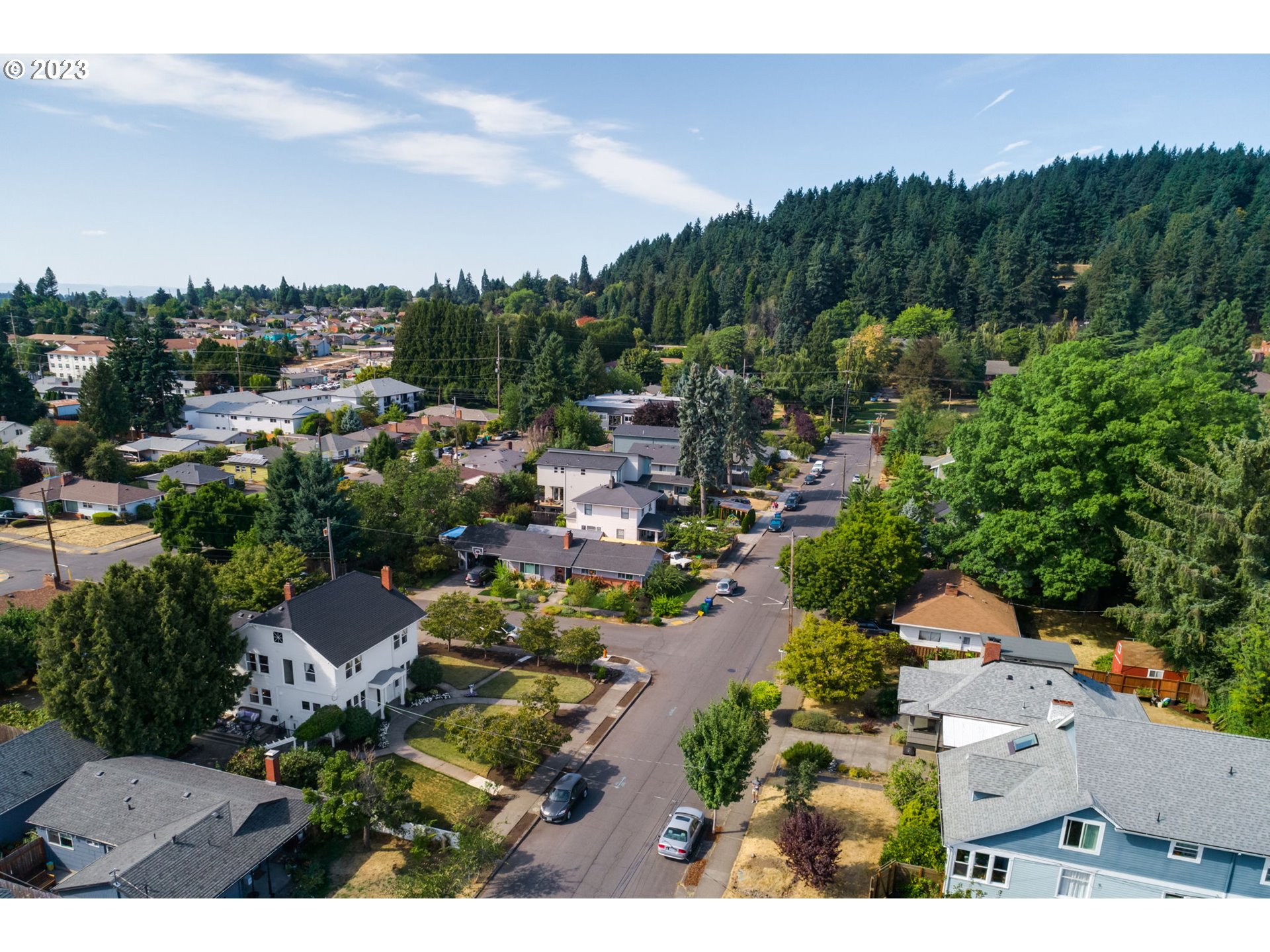 2605 SE 67TH AVE