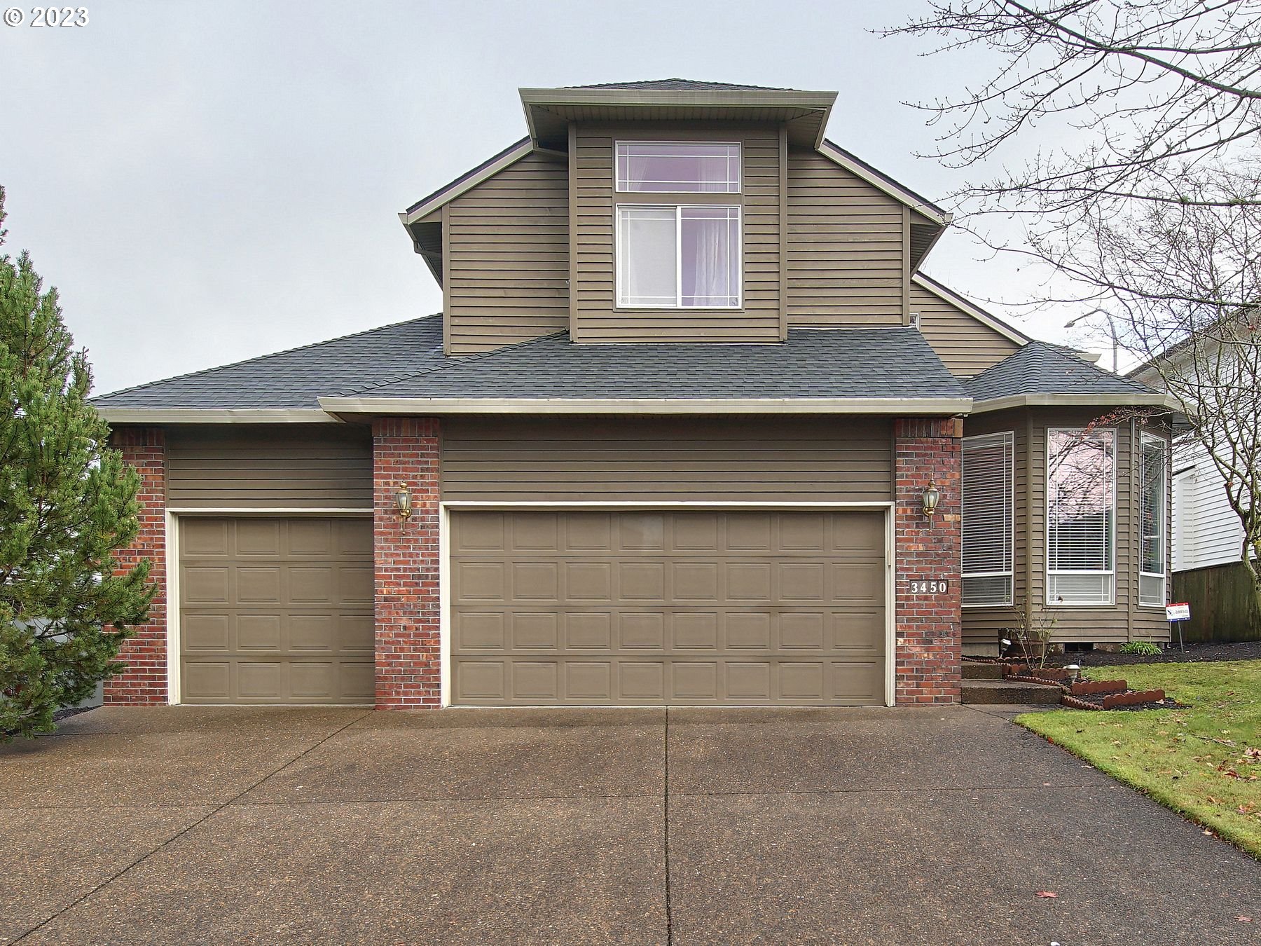 3450 NW BLACKCOMB DR