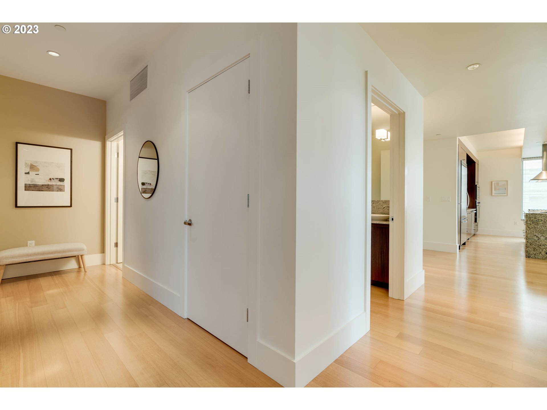 1001 NW LOVEJOY ST 608