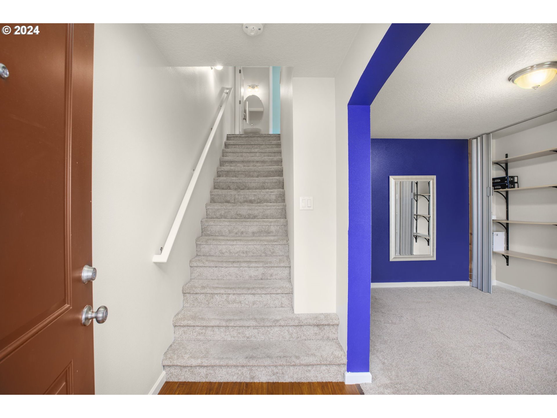 7623 NW BUCKTHORN WAY