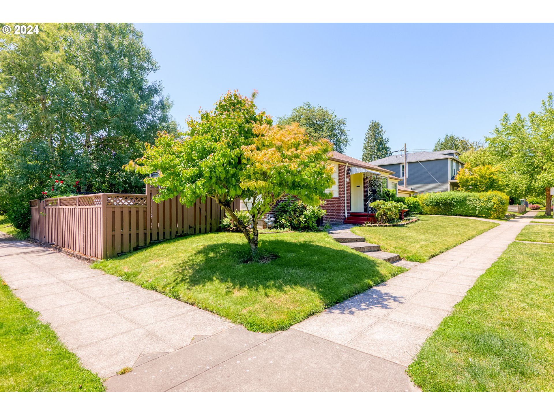 3132 NE ROSA PARKS WAY
