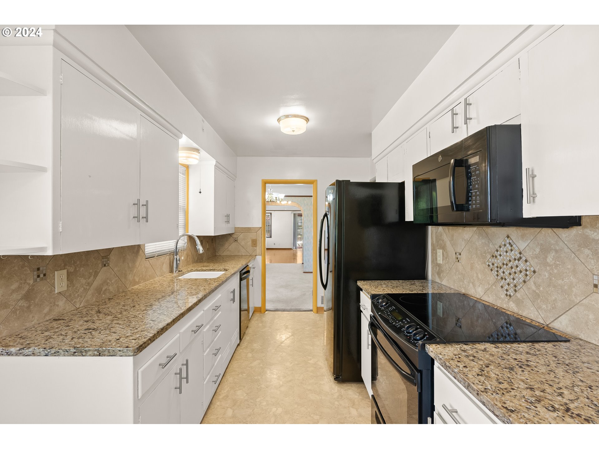 3132 NE ROSA PARKS WAY