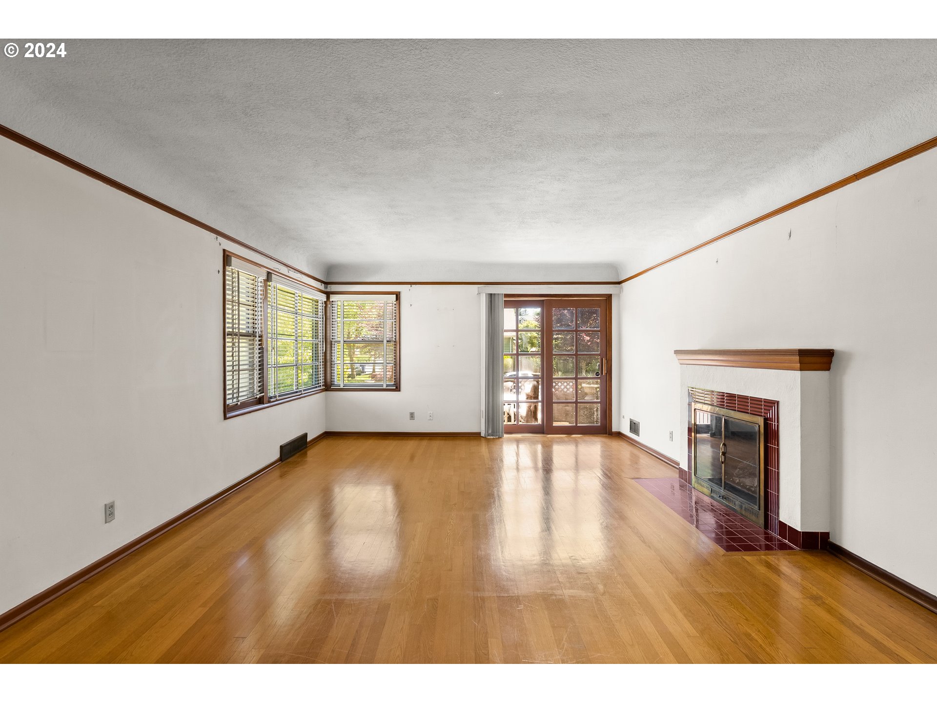 3132 NE ROSA PARKS WAY