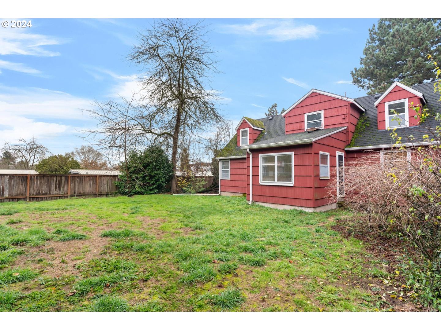 10050 SW BEAVERTON HILLSDALE HWY