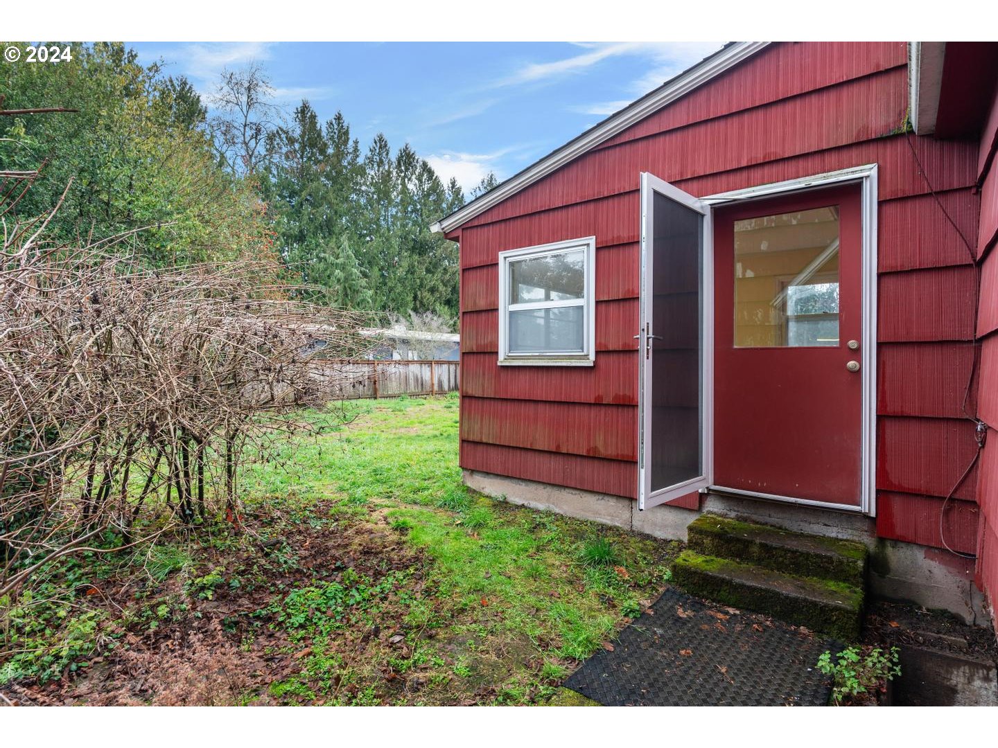 10050 SW BEAVERTON HILLSDALE HWY