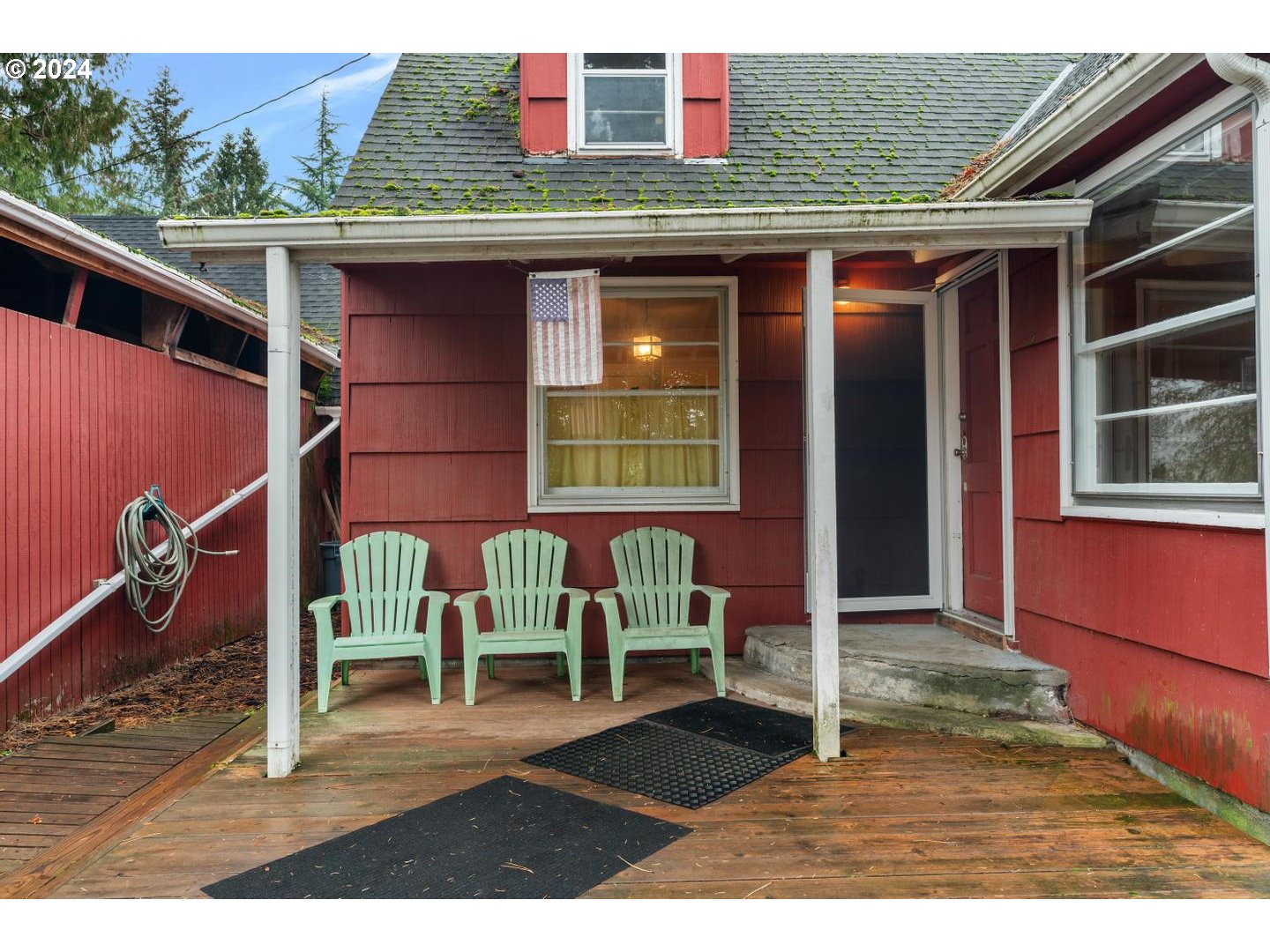 10050 SW BEAVERTON HILLSDALE HWY
