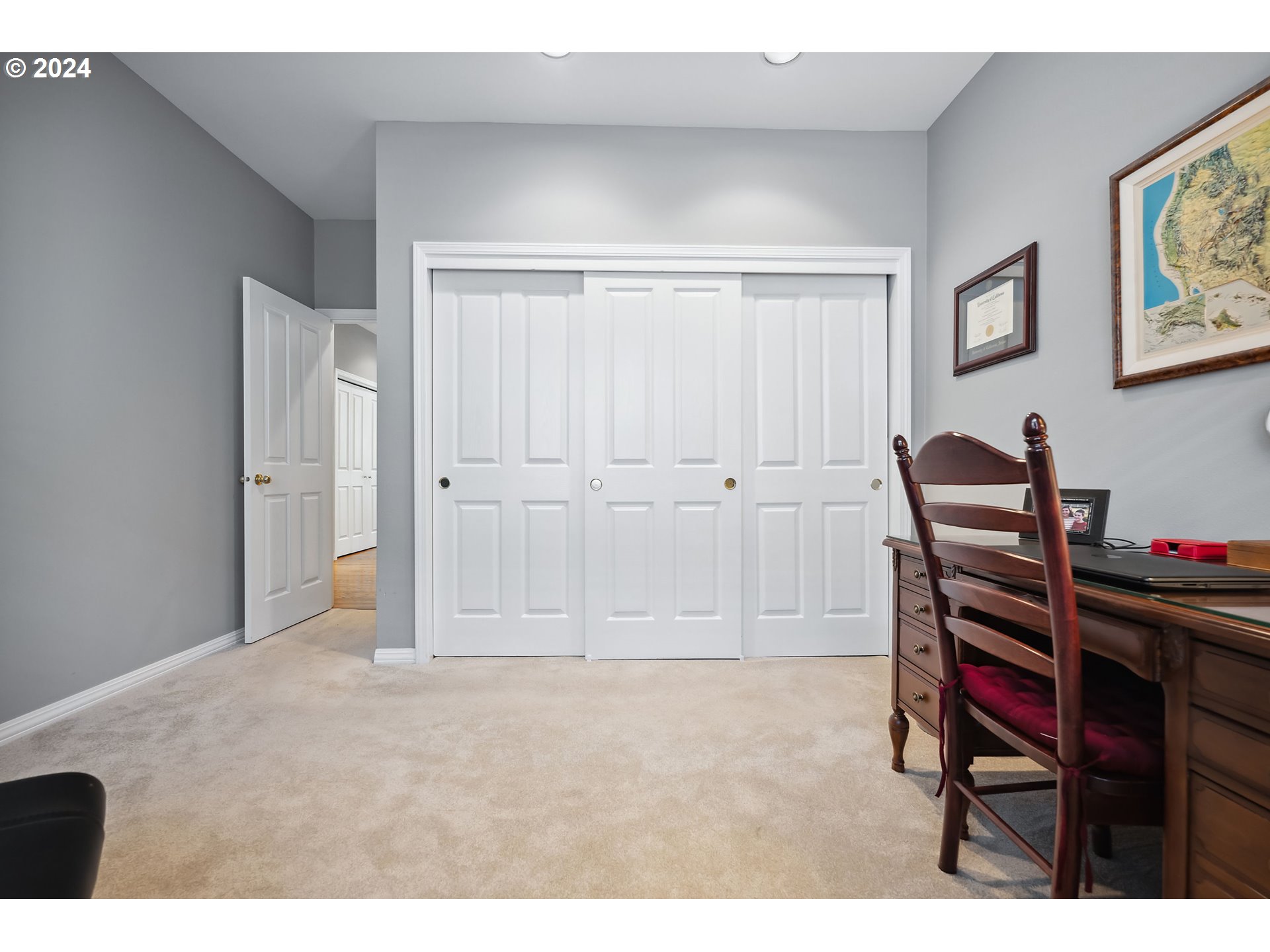 4054 NW GLENEAGLES PL