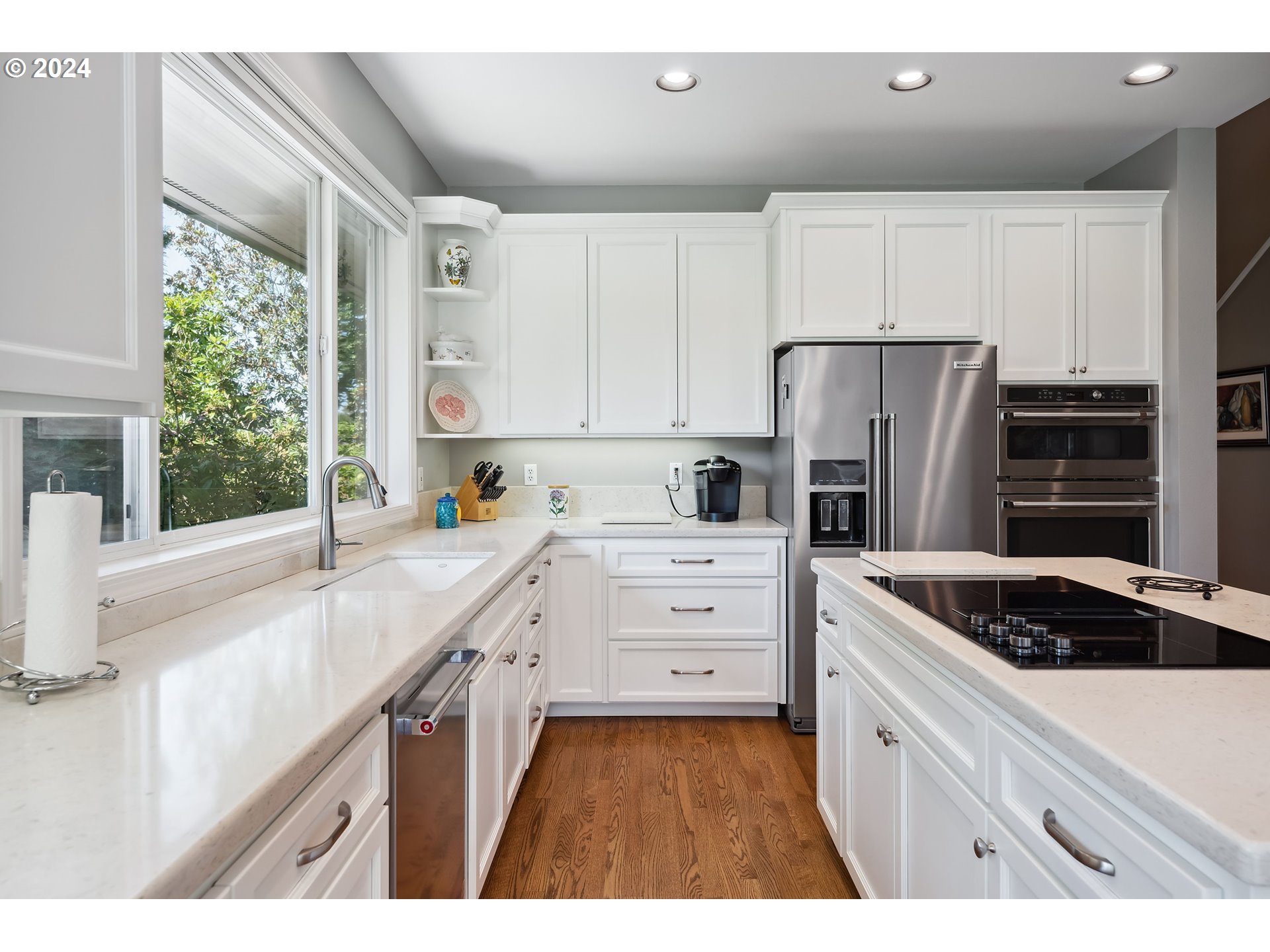 4054 NW GLENEAGLES PL