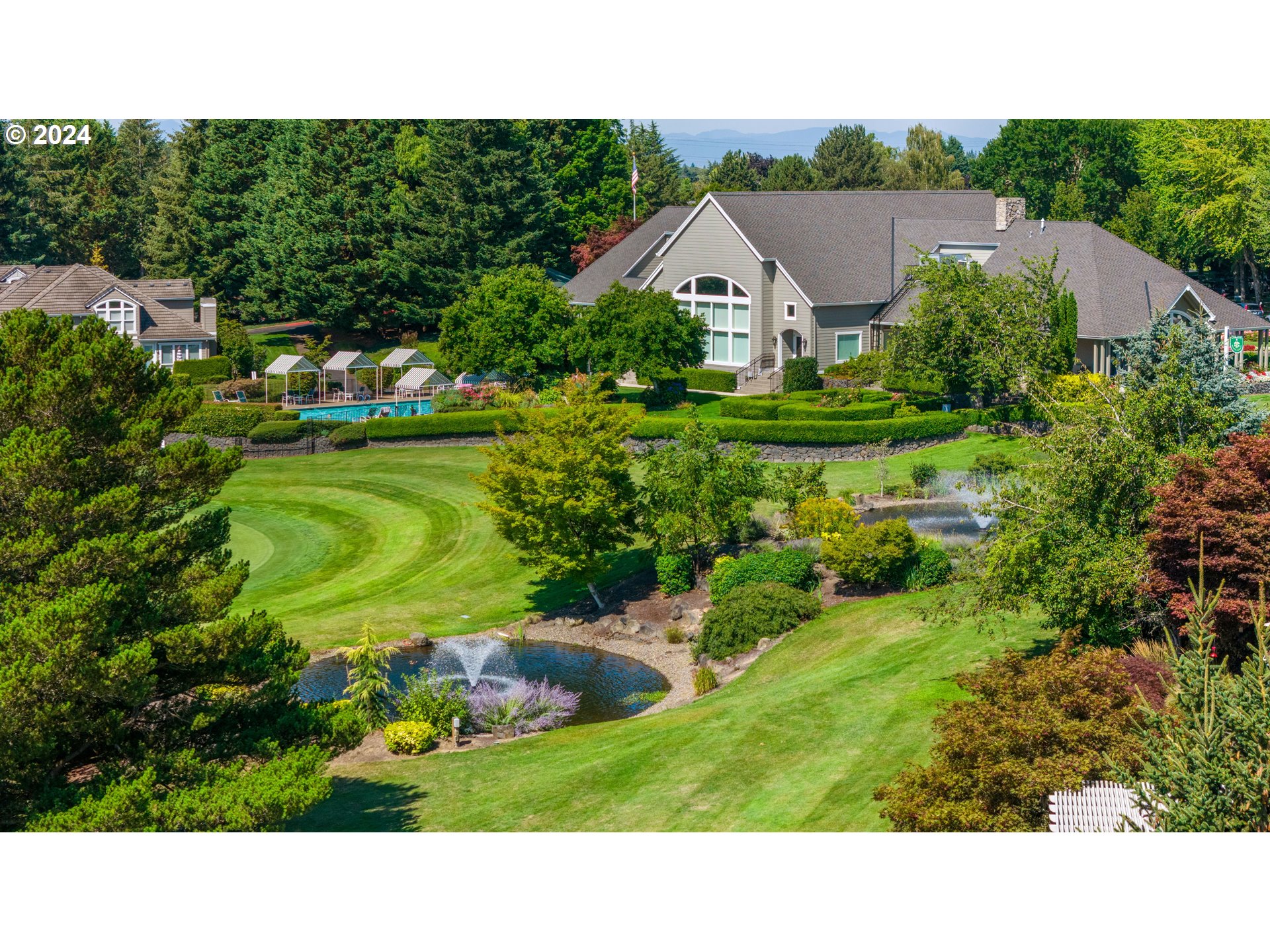 4054 NW GLENEAGLES PL