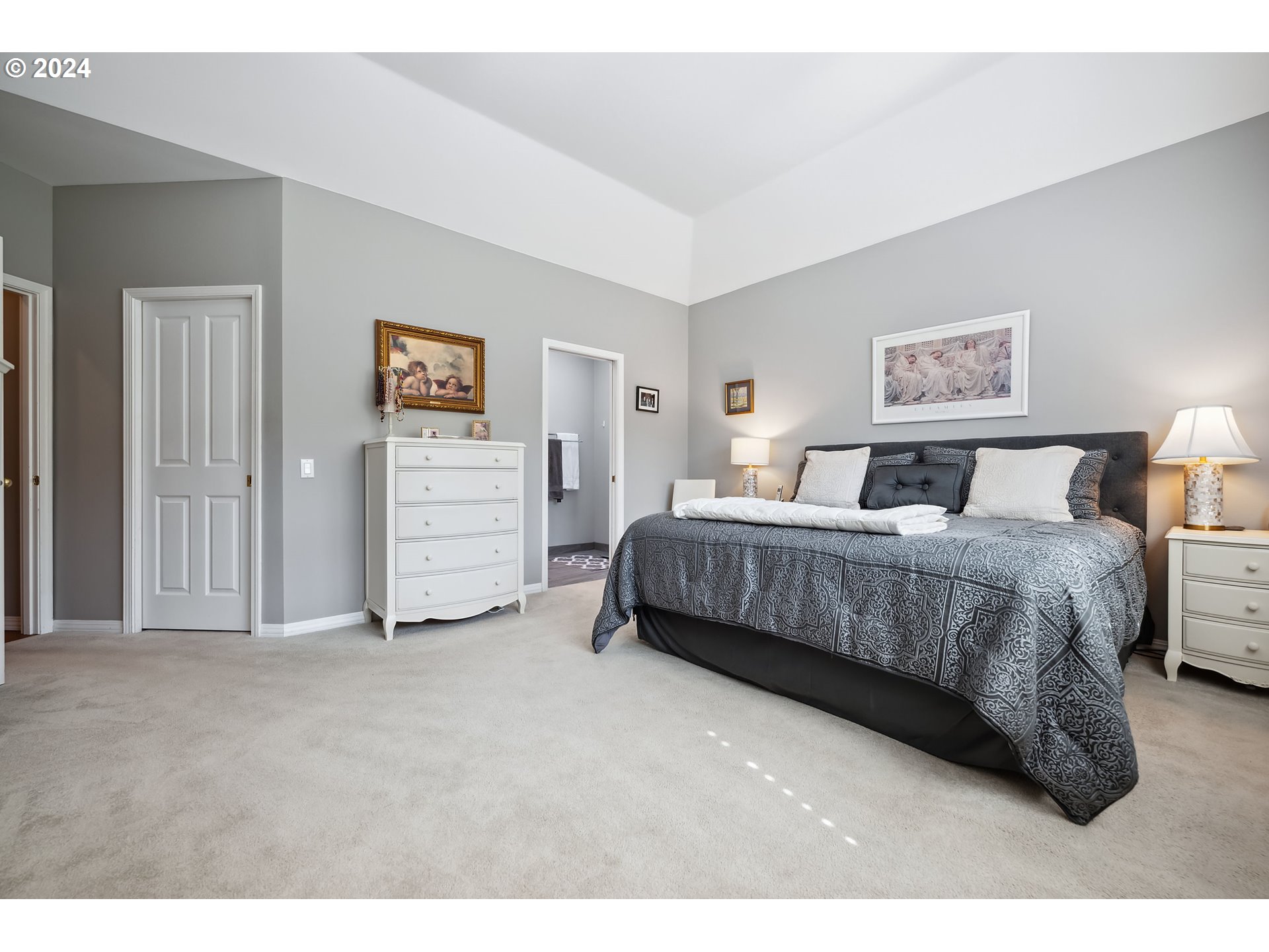 4054 NW GLENEAGLES PL