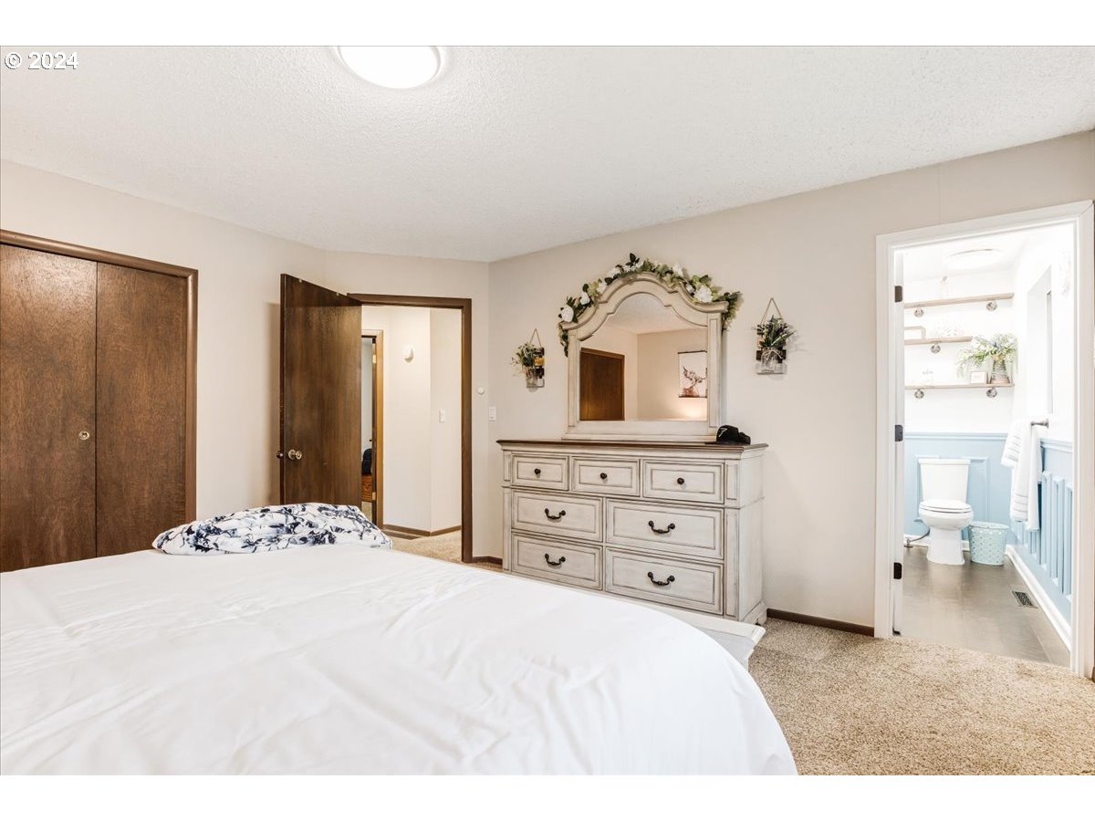 10755 SW DERRY DELL CT