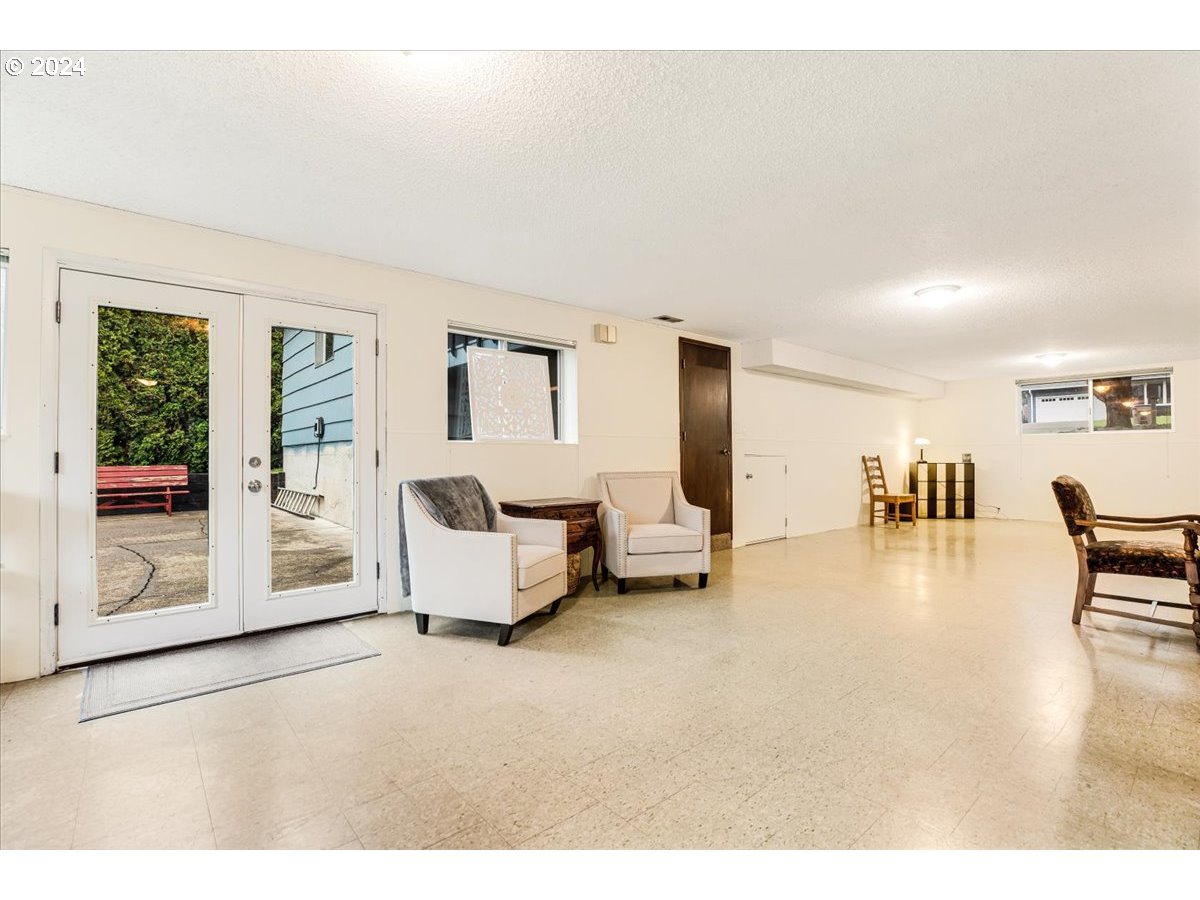 10755 SW DERRY DELL CT