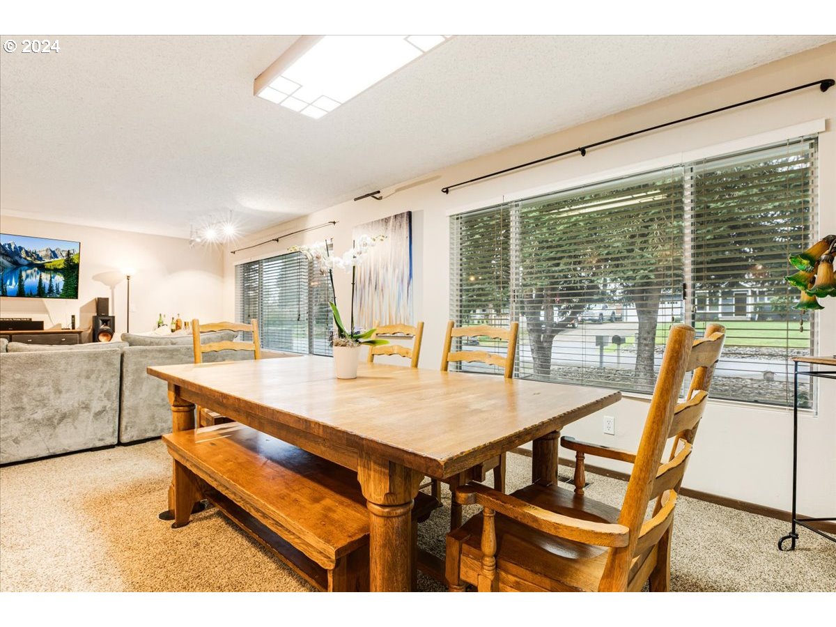 10755 SW DERRY DELL CT