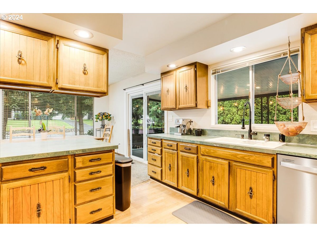 10755 SW DERRY DELL CT