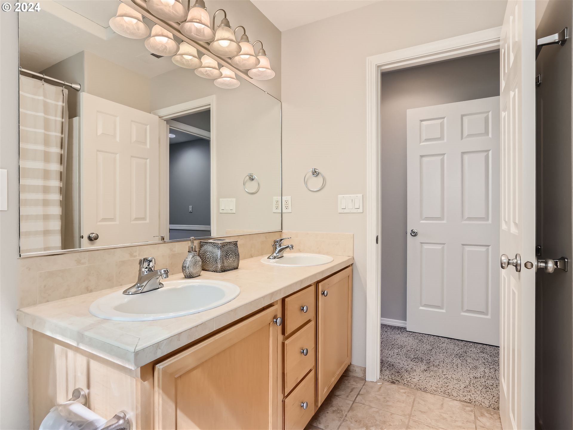 15494 BRIANNE CT