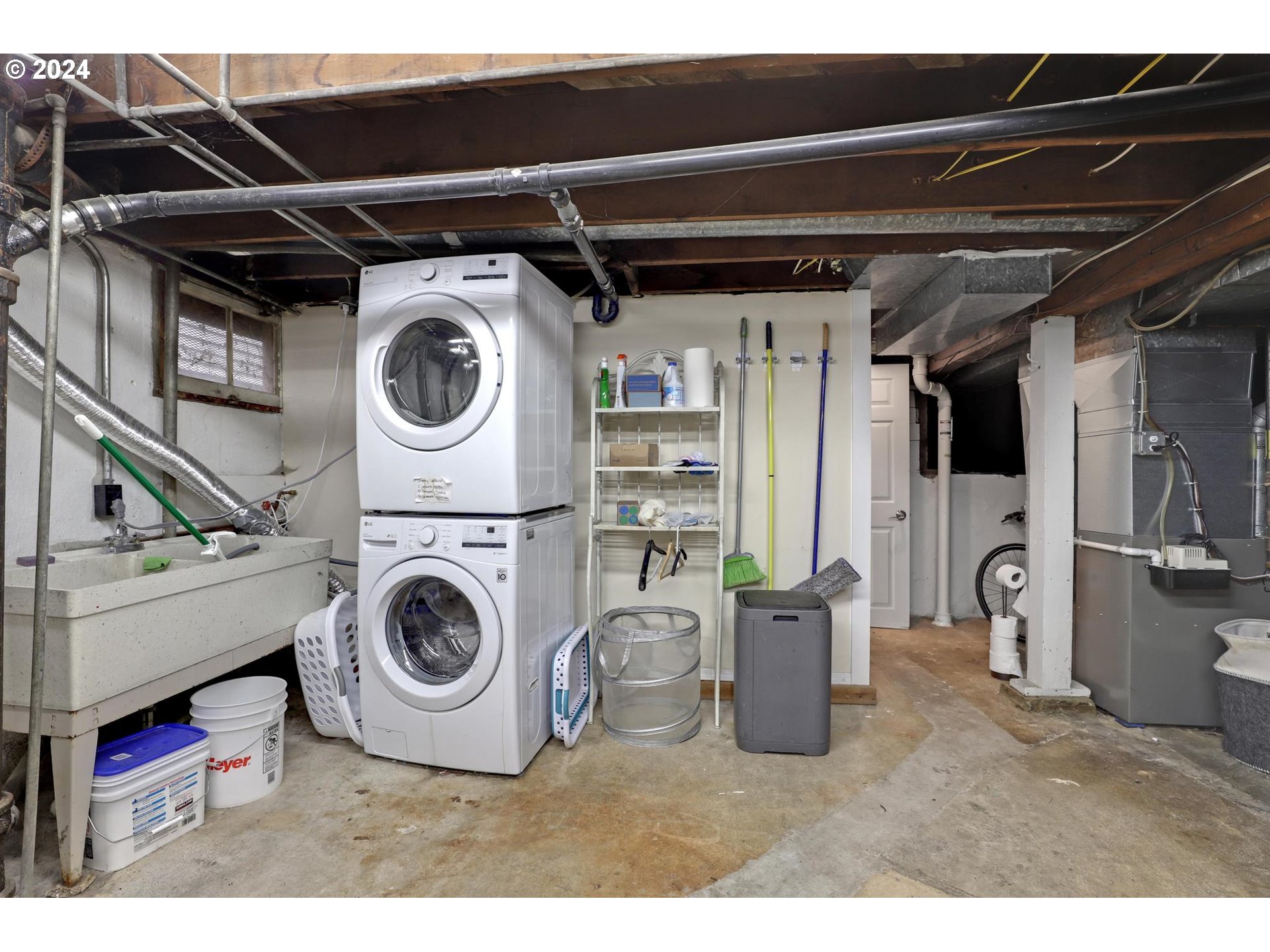 1719 SE CESAR E CHAVEZ BLVD