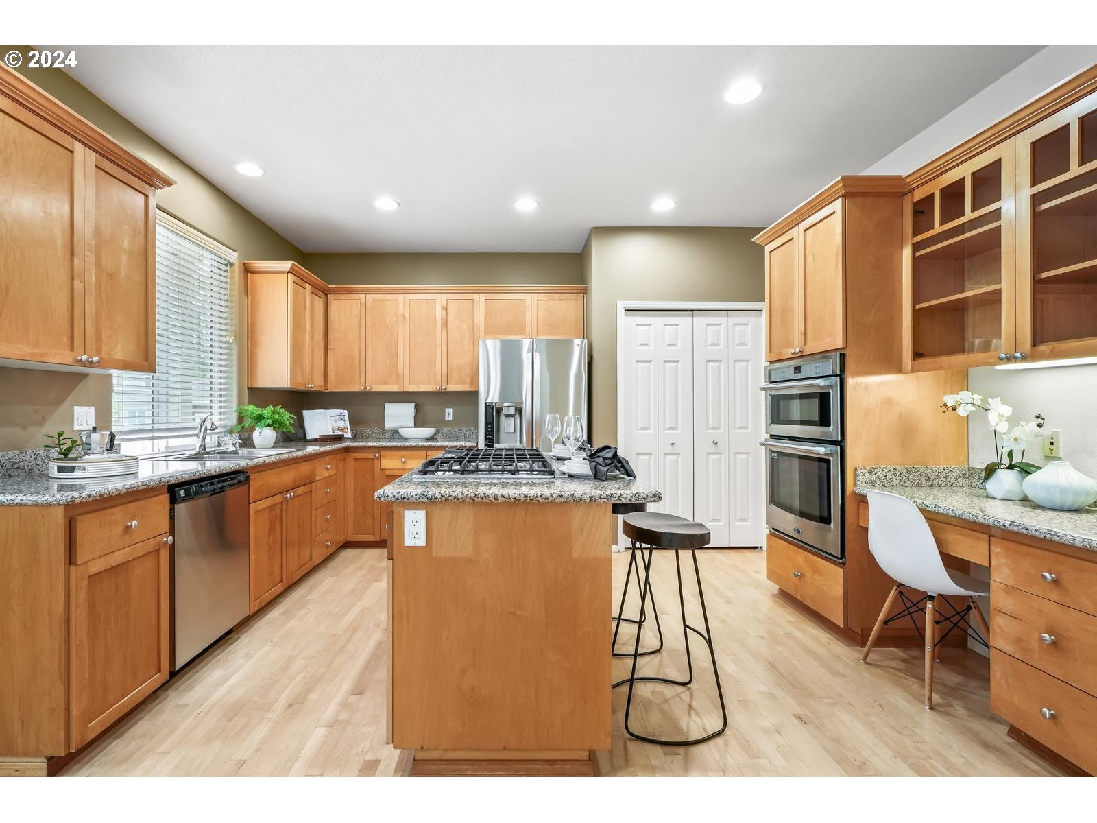 3504 NW TALAMORE TER