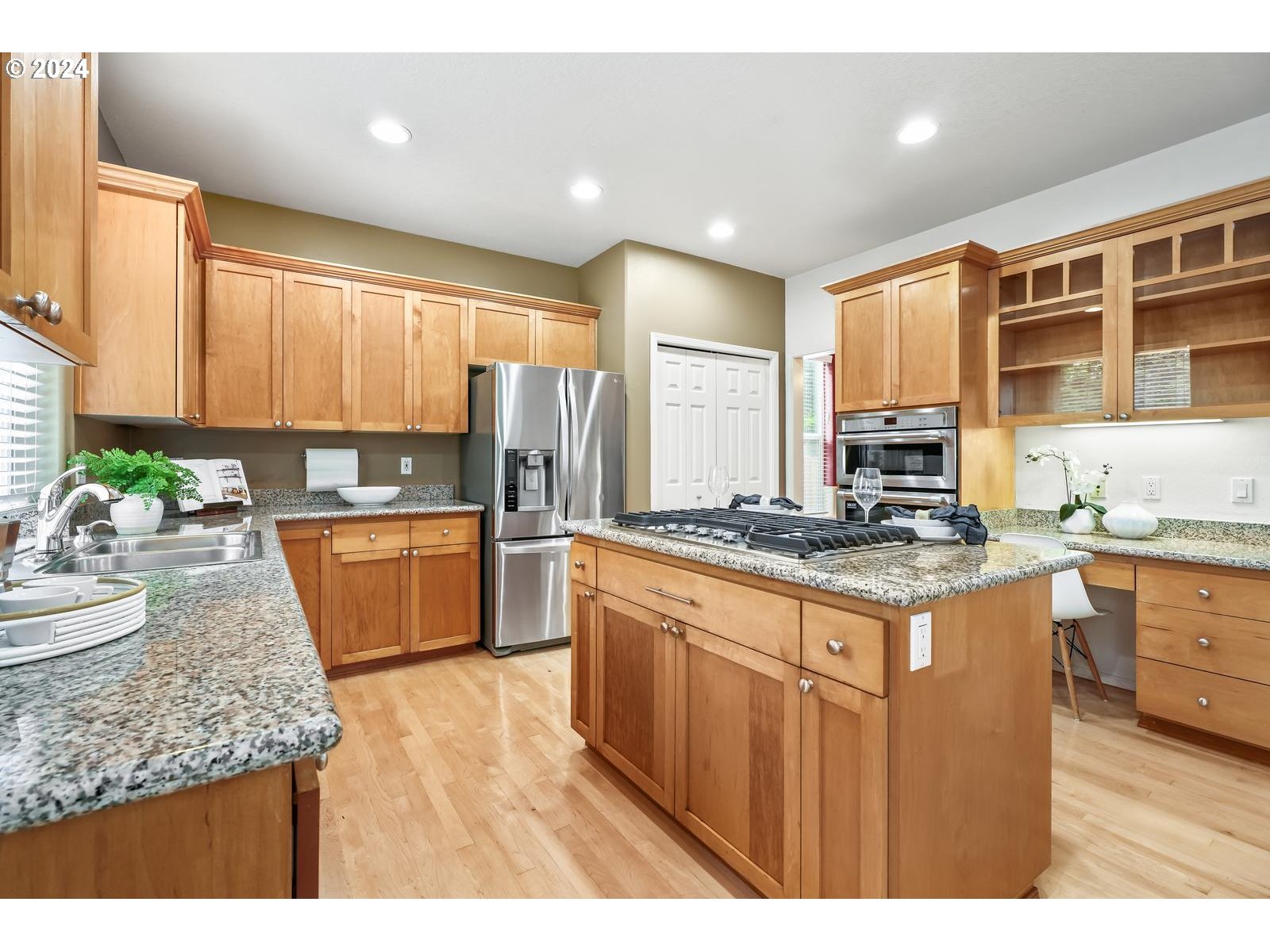 3504 NW TALAMORE TER