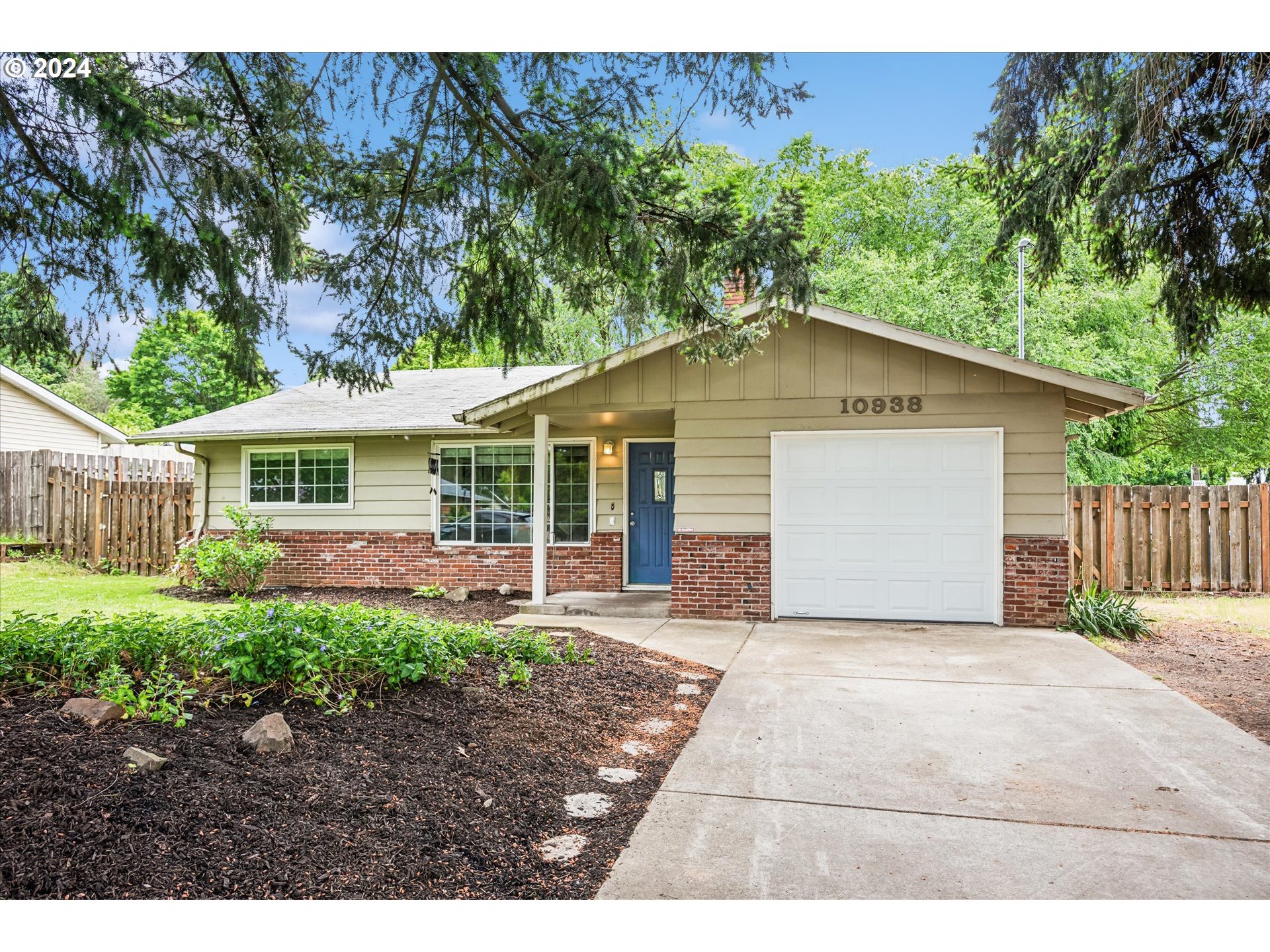 10938 SE 74TH AVE SE