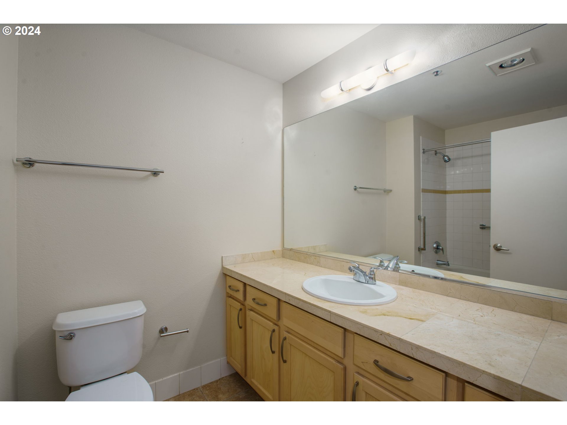 1500 SW PARK AVE 229