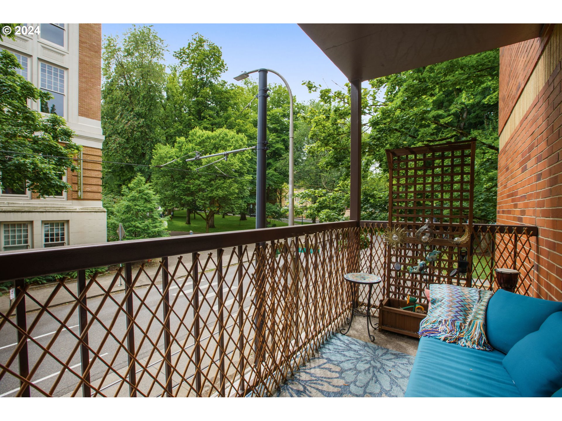 1500 SW PARK AVE 229