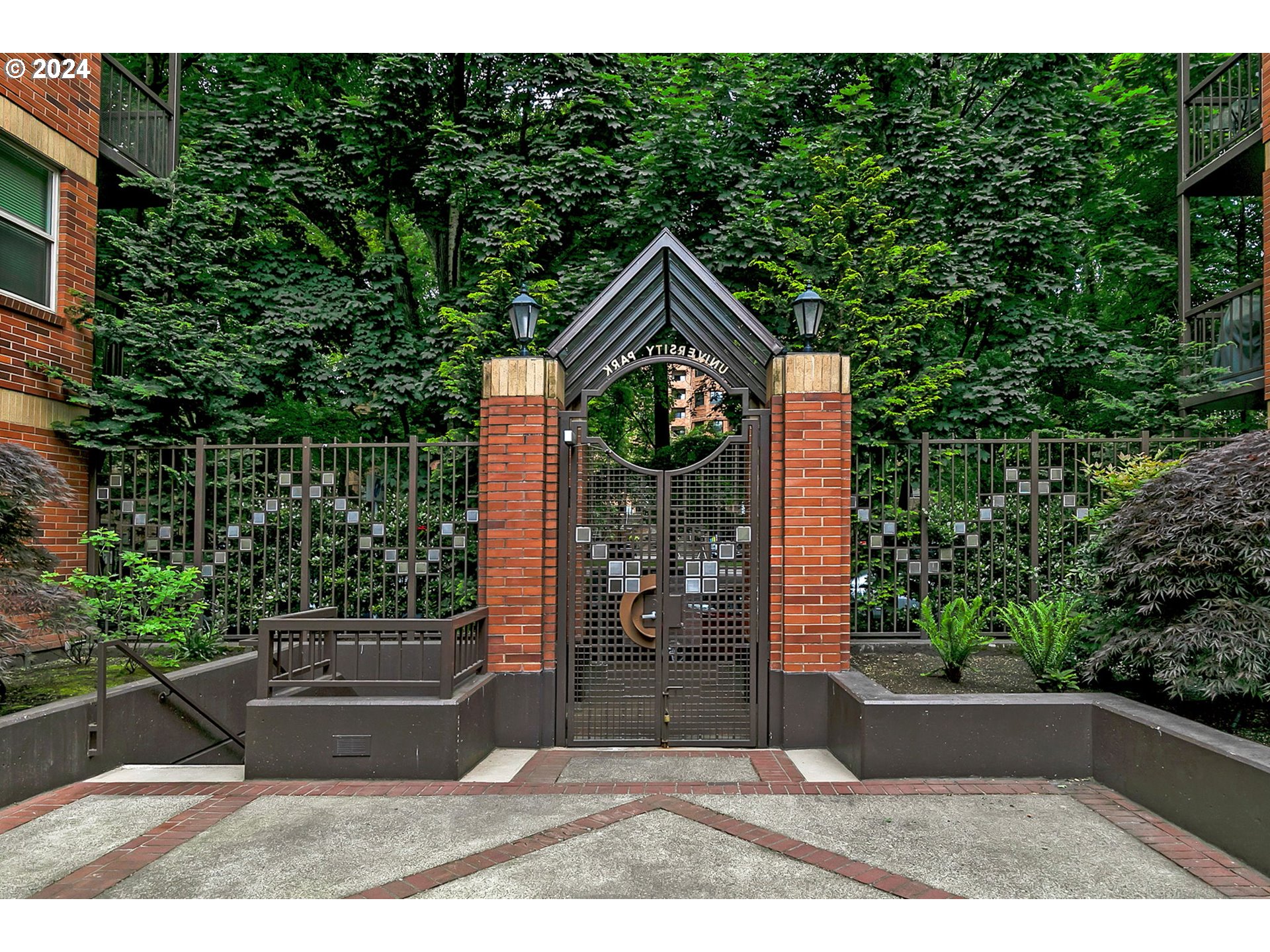 1500 SW PARK AVE 229