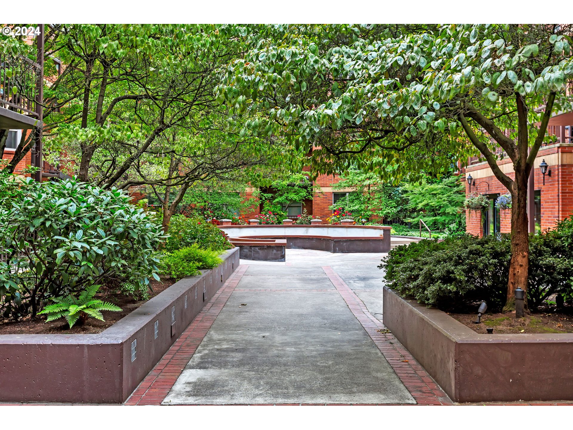 1500 SW PARK AVE 229