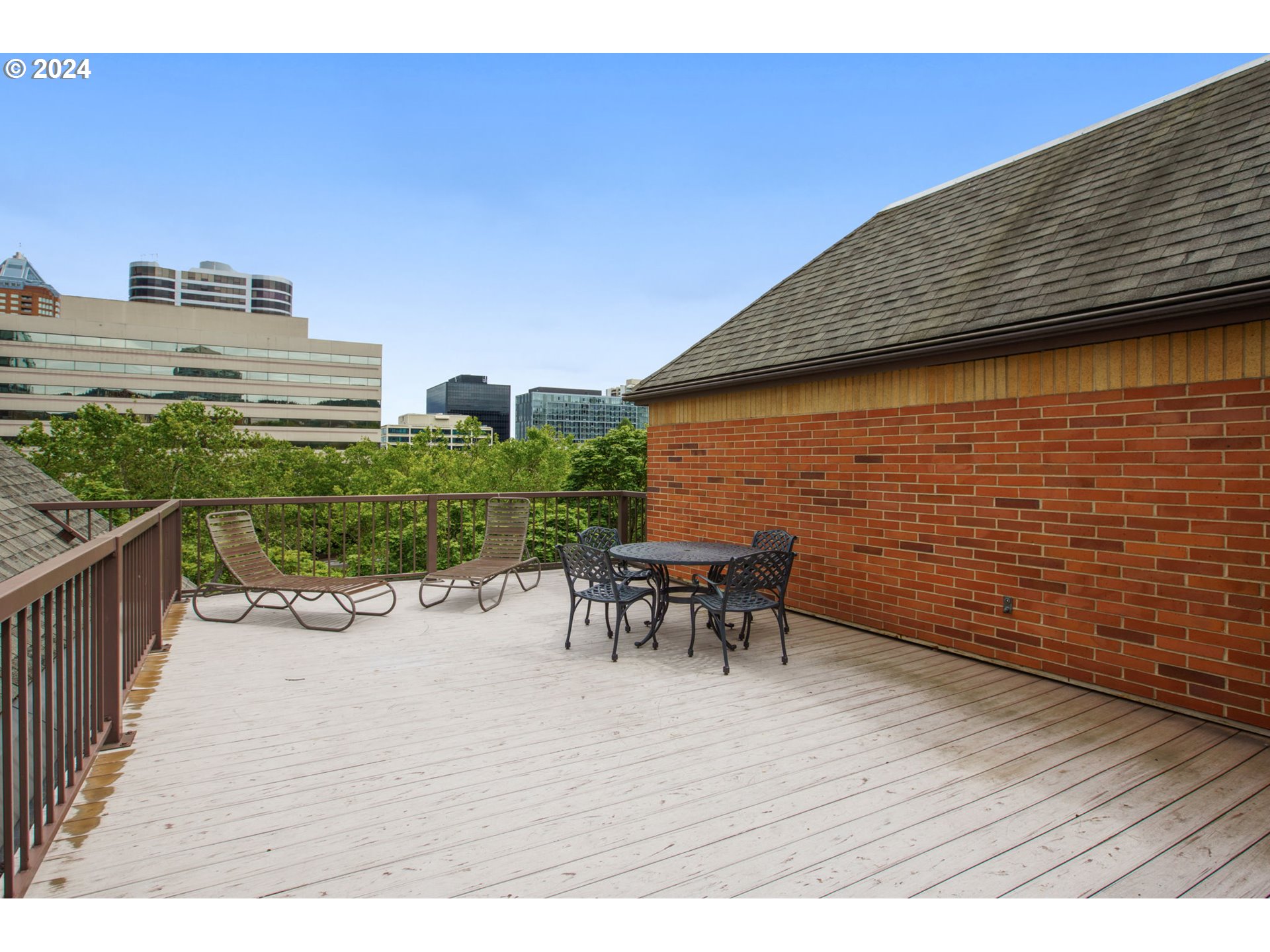 1500 SW PARK AVE 229