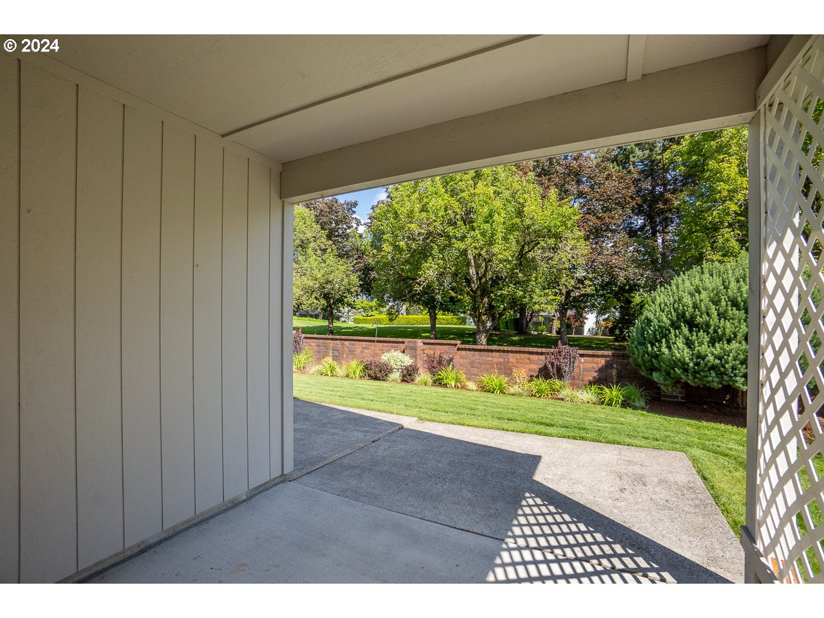 15209 NE SUMMERPLACE DR