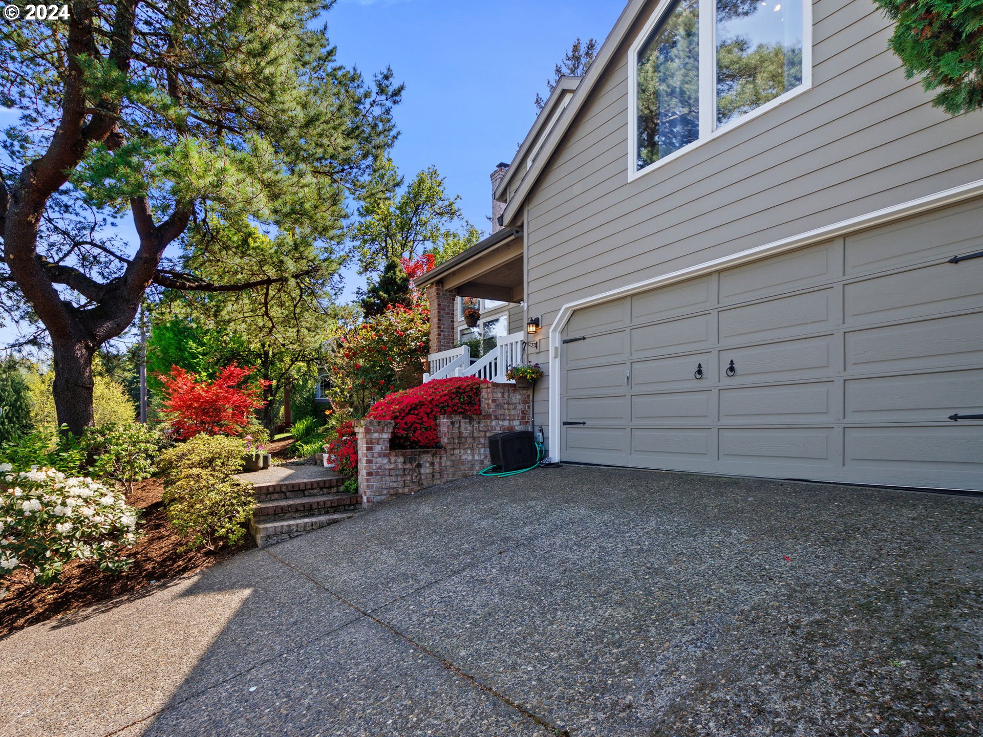 11255 SW CHICKADEE TER
