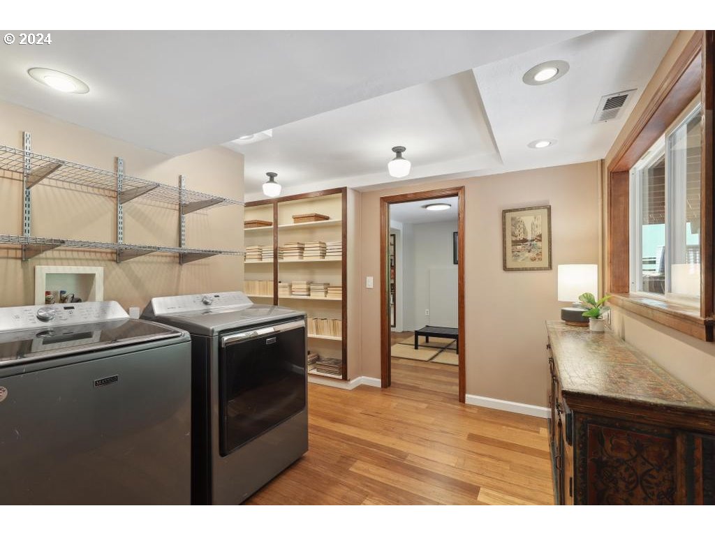 7530 NW SKYLINE BLVD