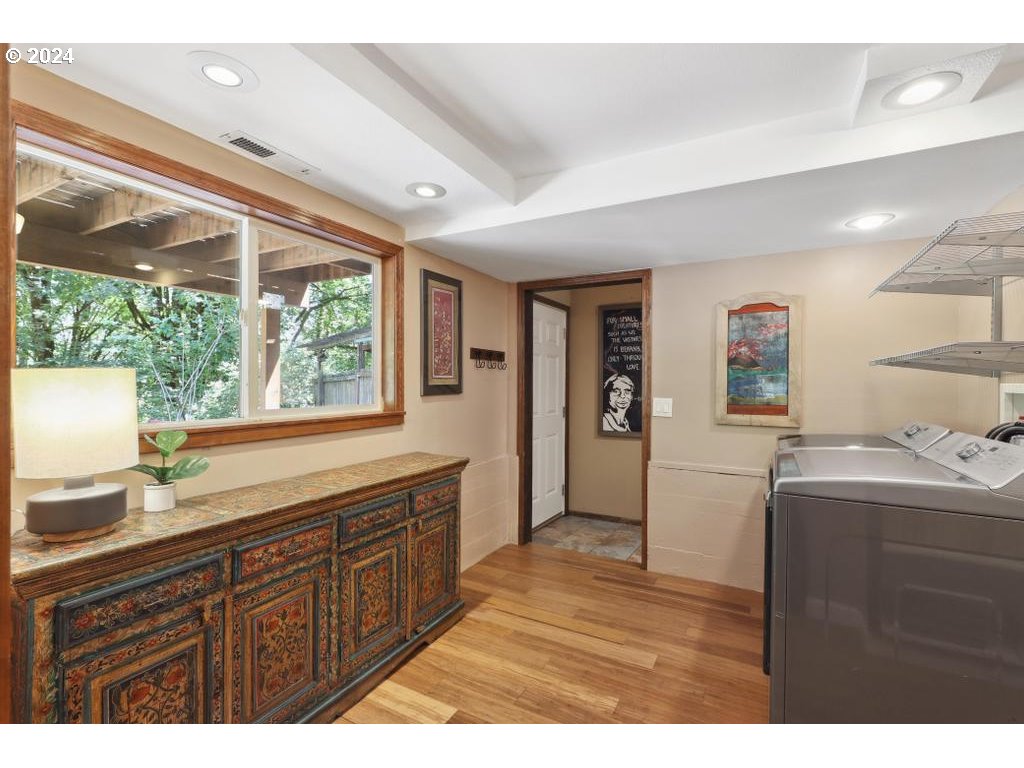 7530 NW SKYLINE BLVD